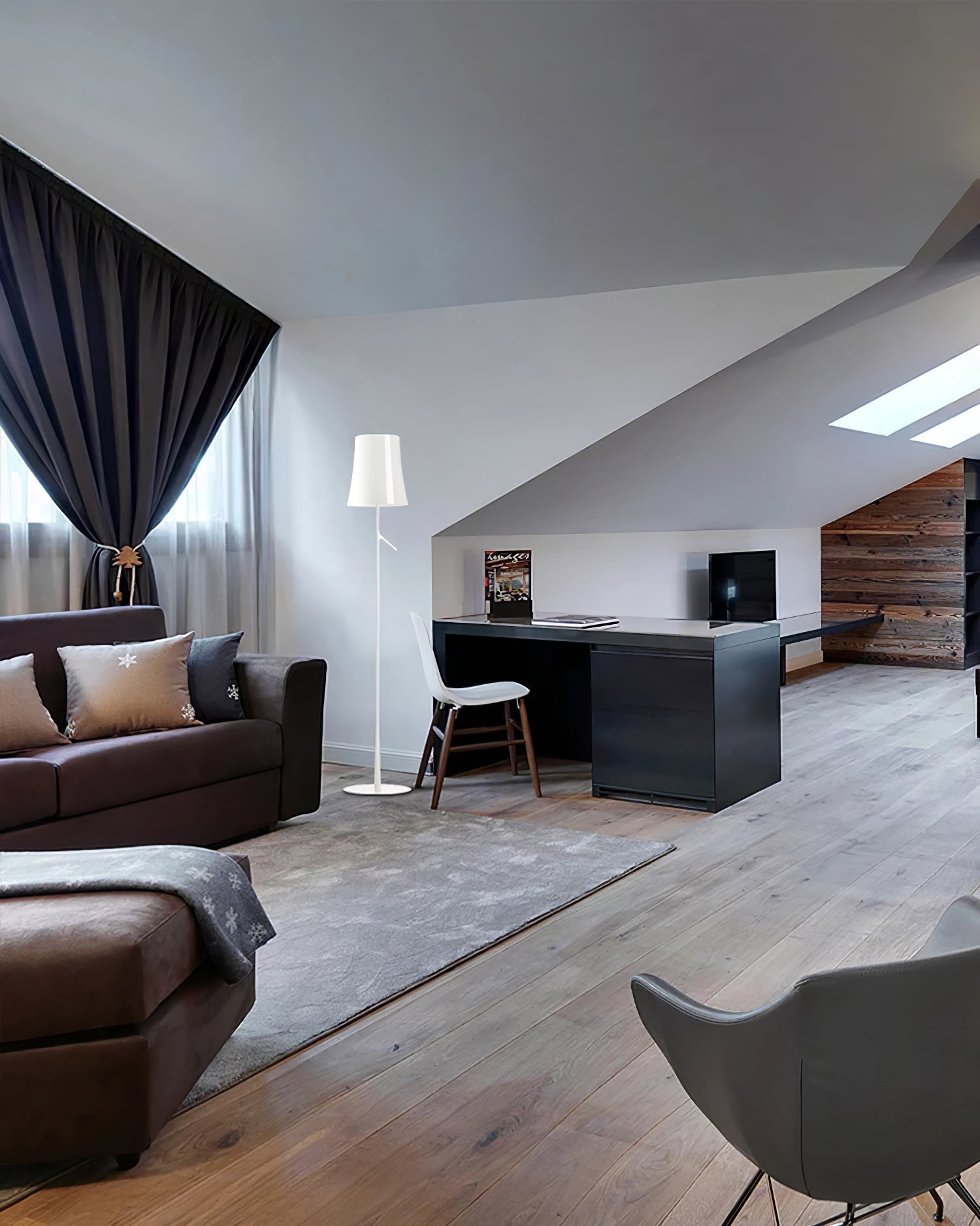 Birdie Floor Lamp - Lamp Copper