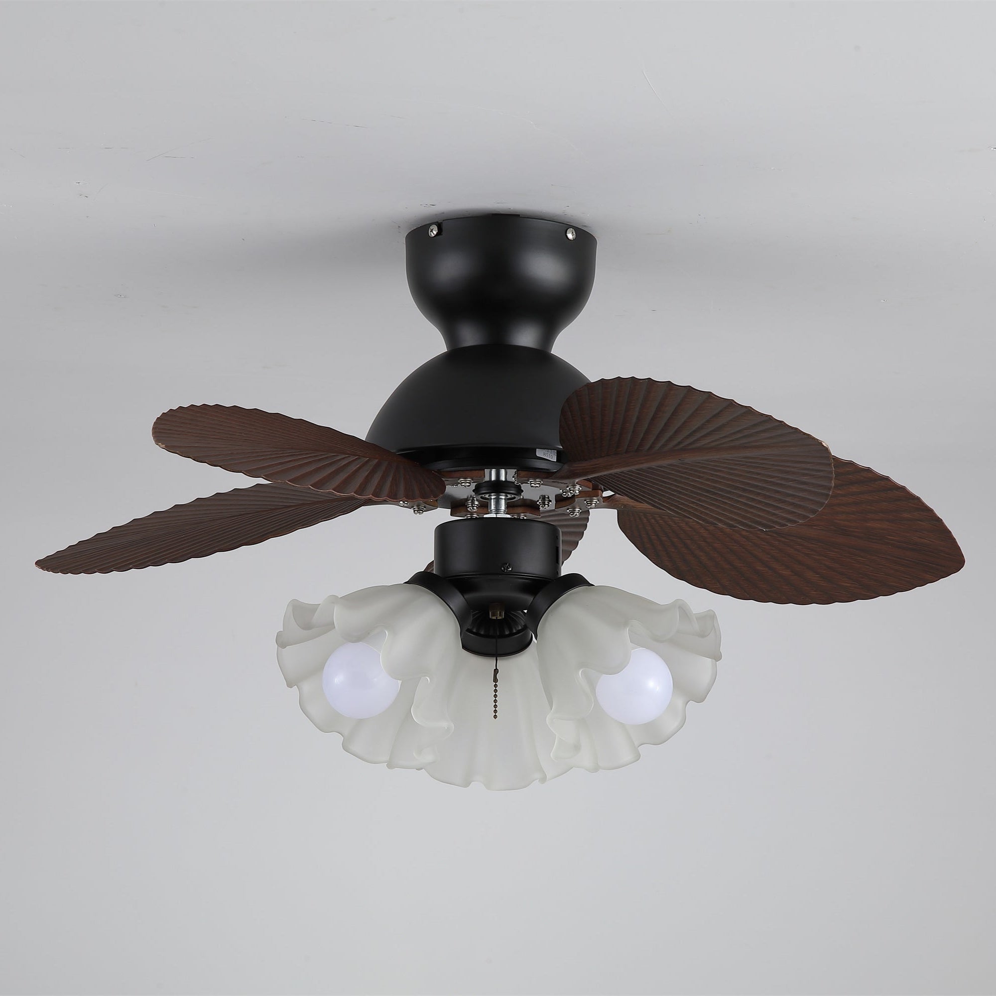 Ventilatore da soffitto con luce Qers con luce LED accesa