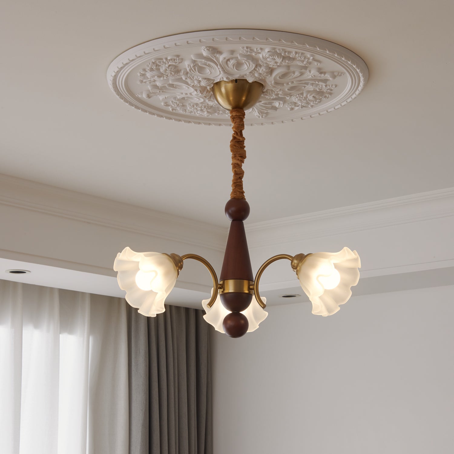 Bloomcrest Chandelier - Blowlighting