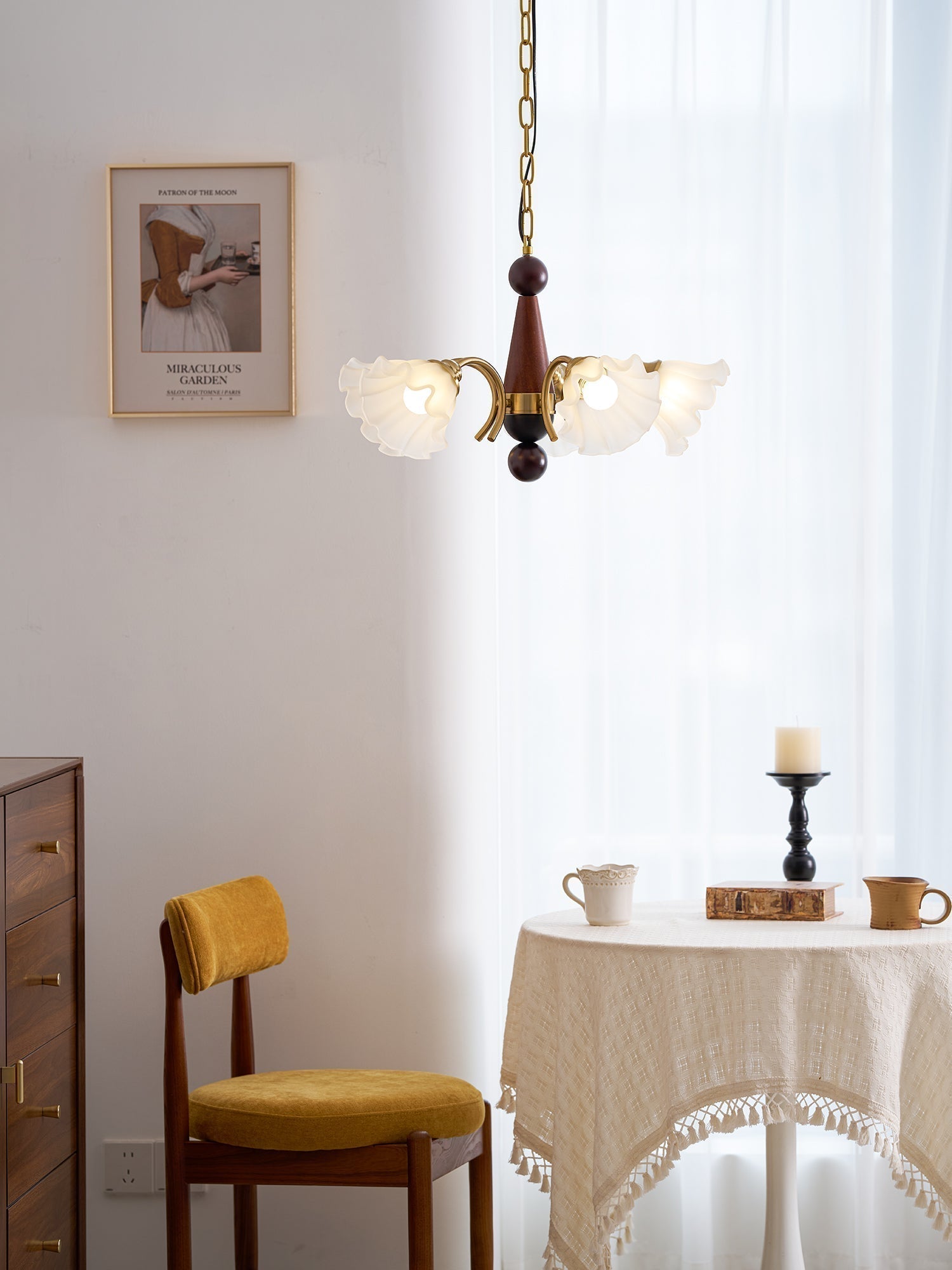 Bloomcrest Chandelier - Blowlighting