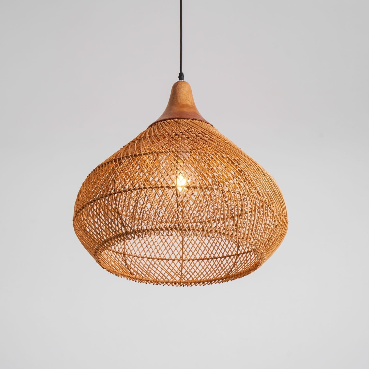 Braided Rattan Pendant Lamp - Blowlighting