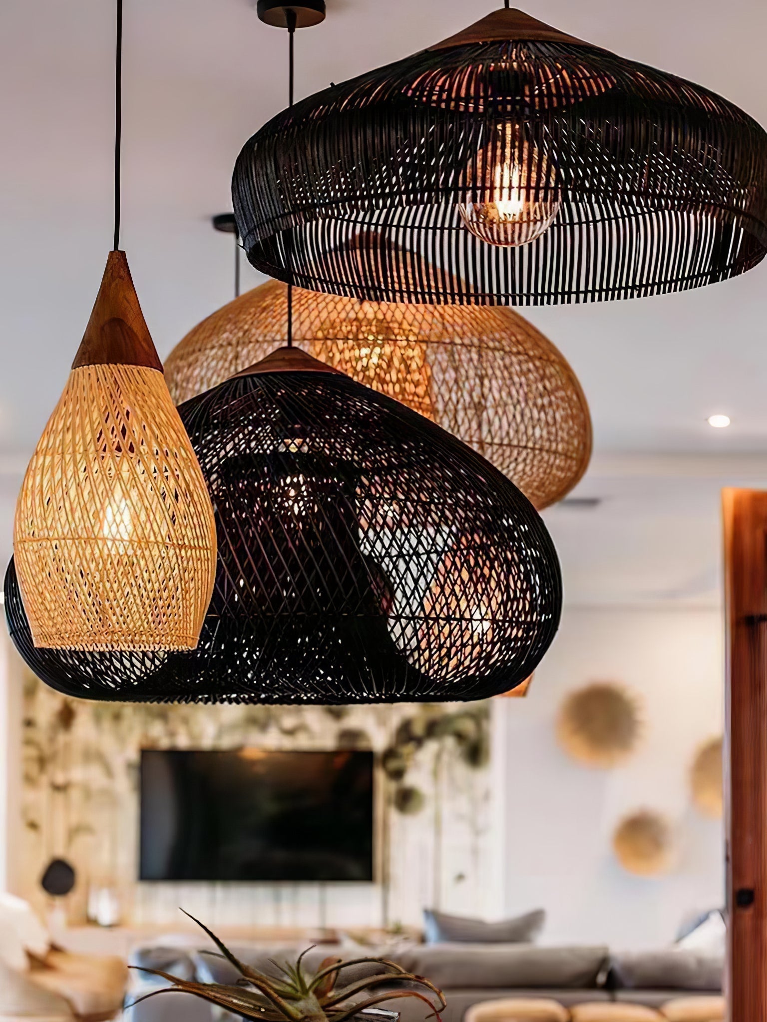 Braided Rattan Pendant Lamp - Blowlighting
