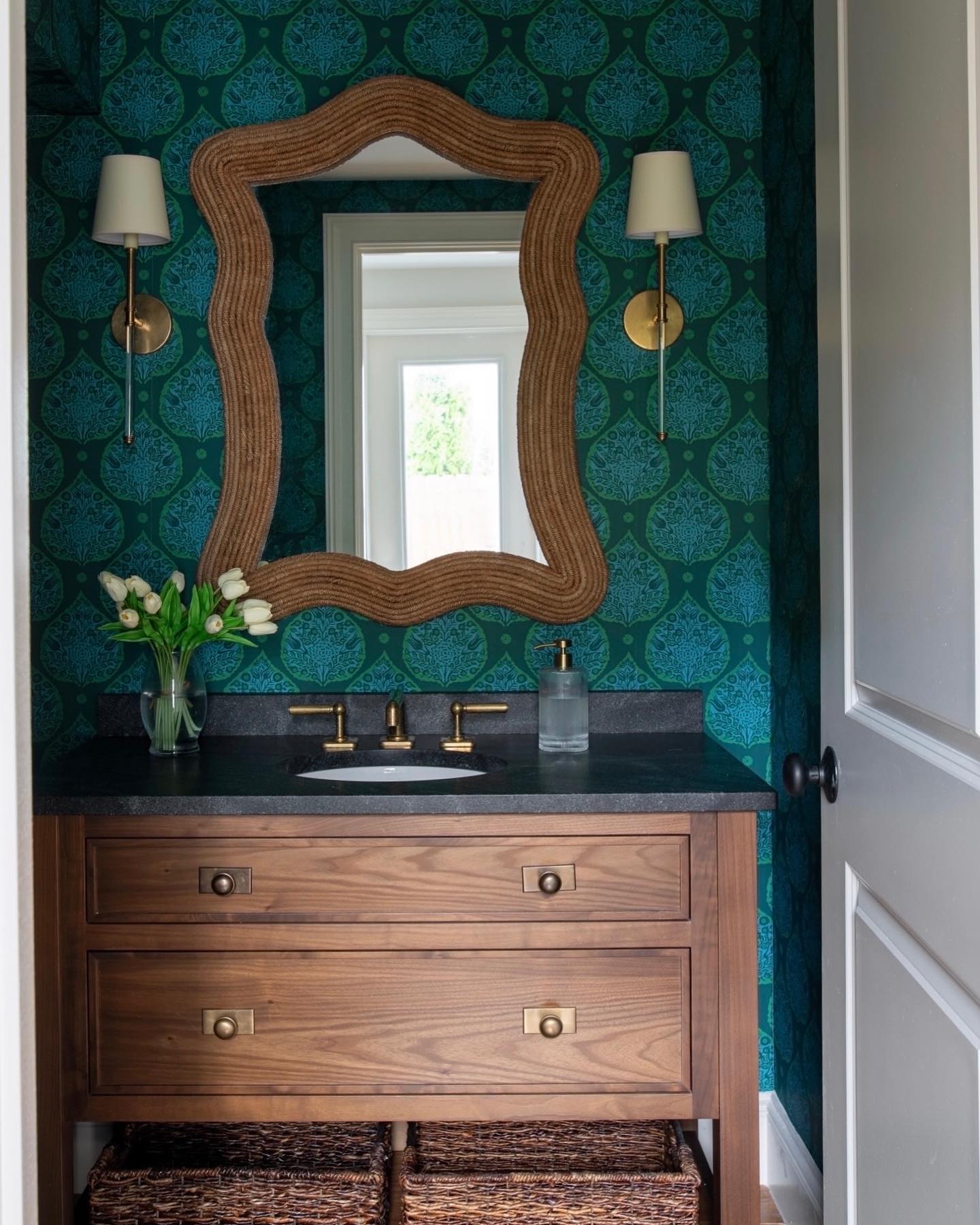 Platina Modern Minimalist Brass Fabric Wall Lamp - Lamp Copper