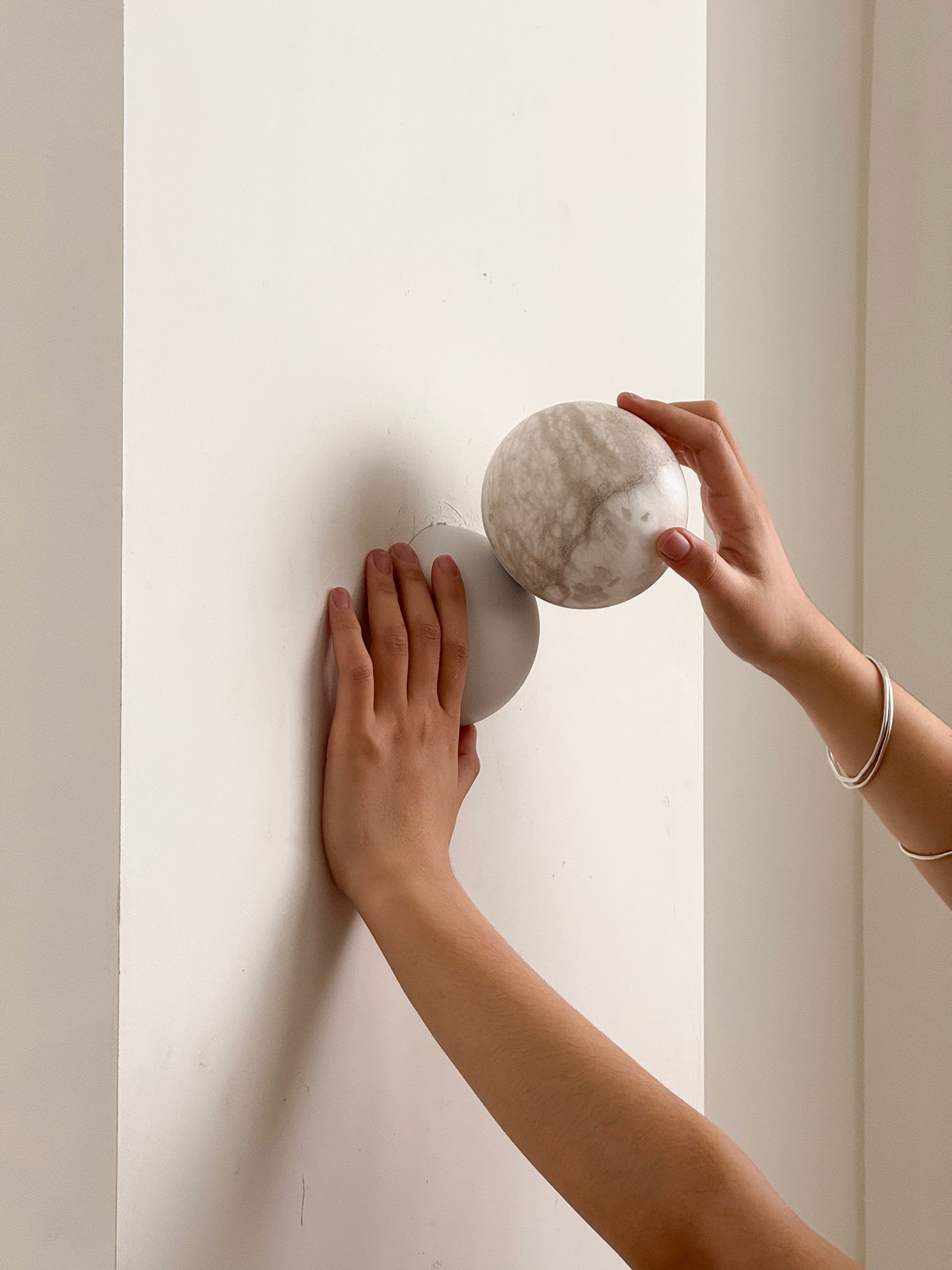 Arca Modern Minimalist Eclipse Mrable Metal Wall Lamp - Lamp Copper