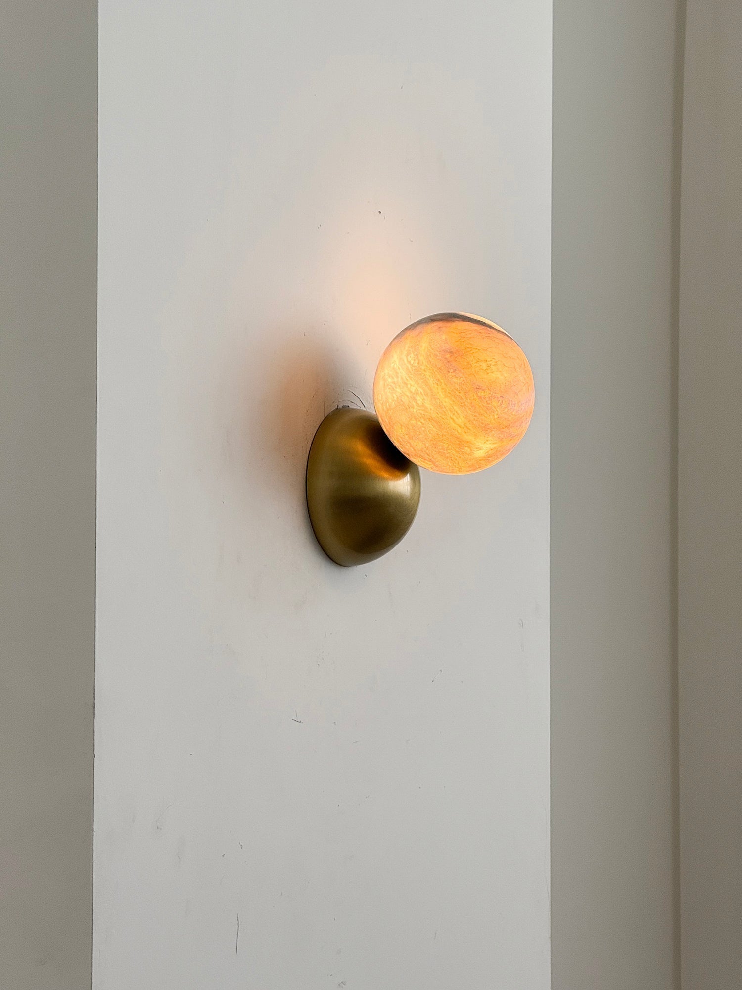 Arca Modern Minimalist Eclipse Mrable Metal Wall Lamp - Lamp Copper