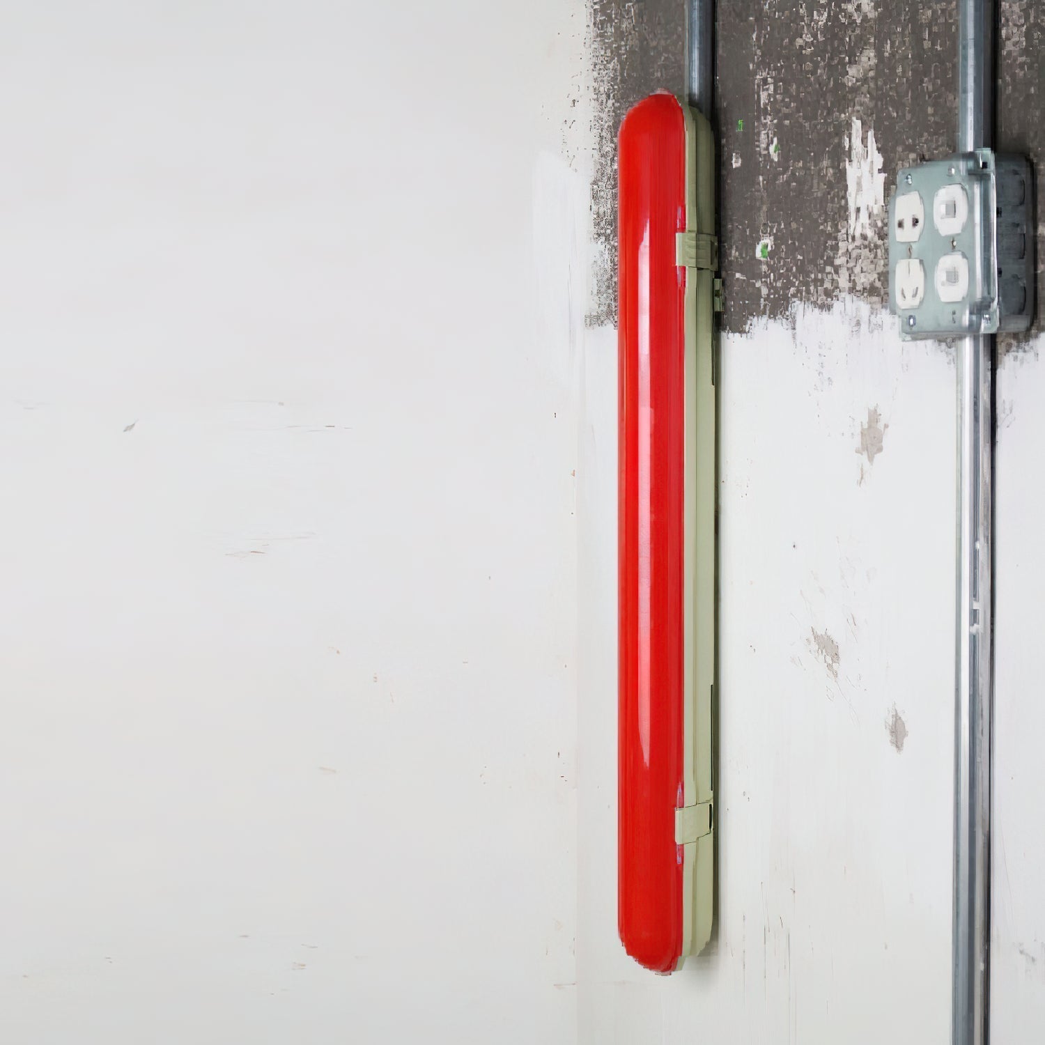 Wavel Joy Modern Minimalist Red Plastic Wall Lamp - Lamp Copper