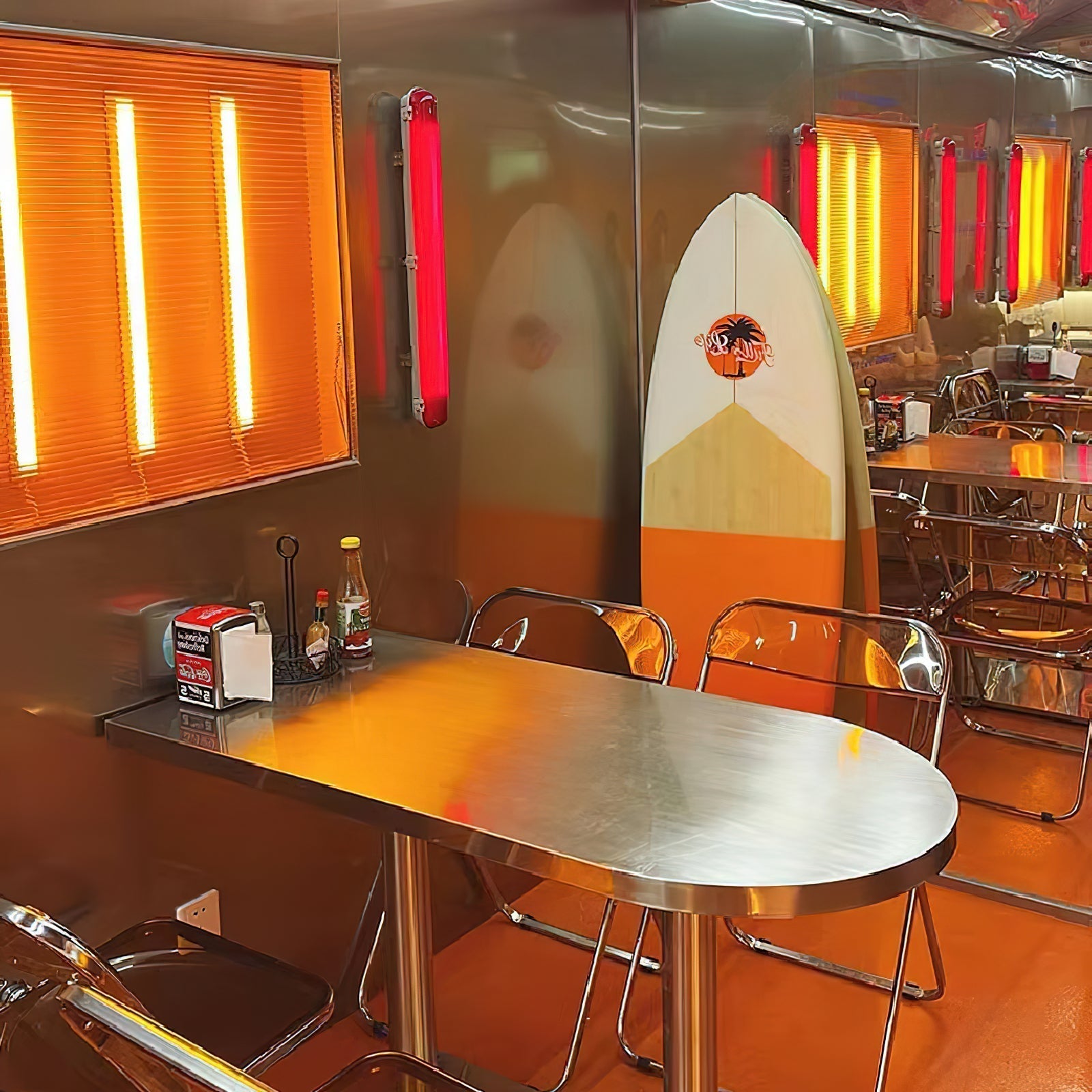 Wavel Joy Modern Minimalist Red Plastic Wall Lamp - Lamp Copper