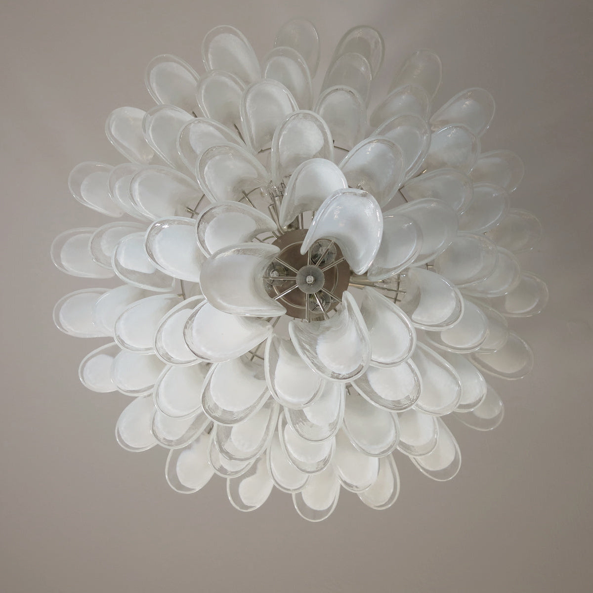 Zinc Postmodern Luxury Petal Glass Metal Chandelier - Lamp Copper