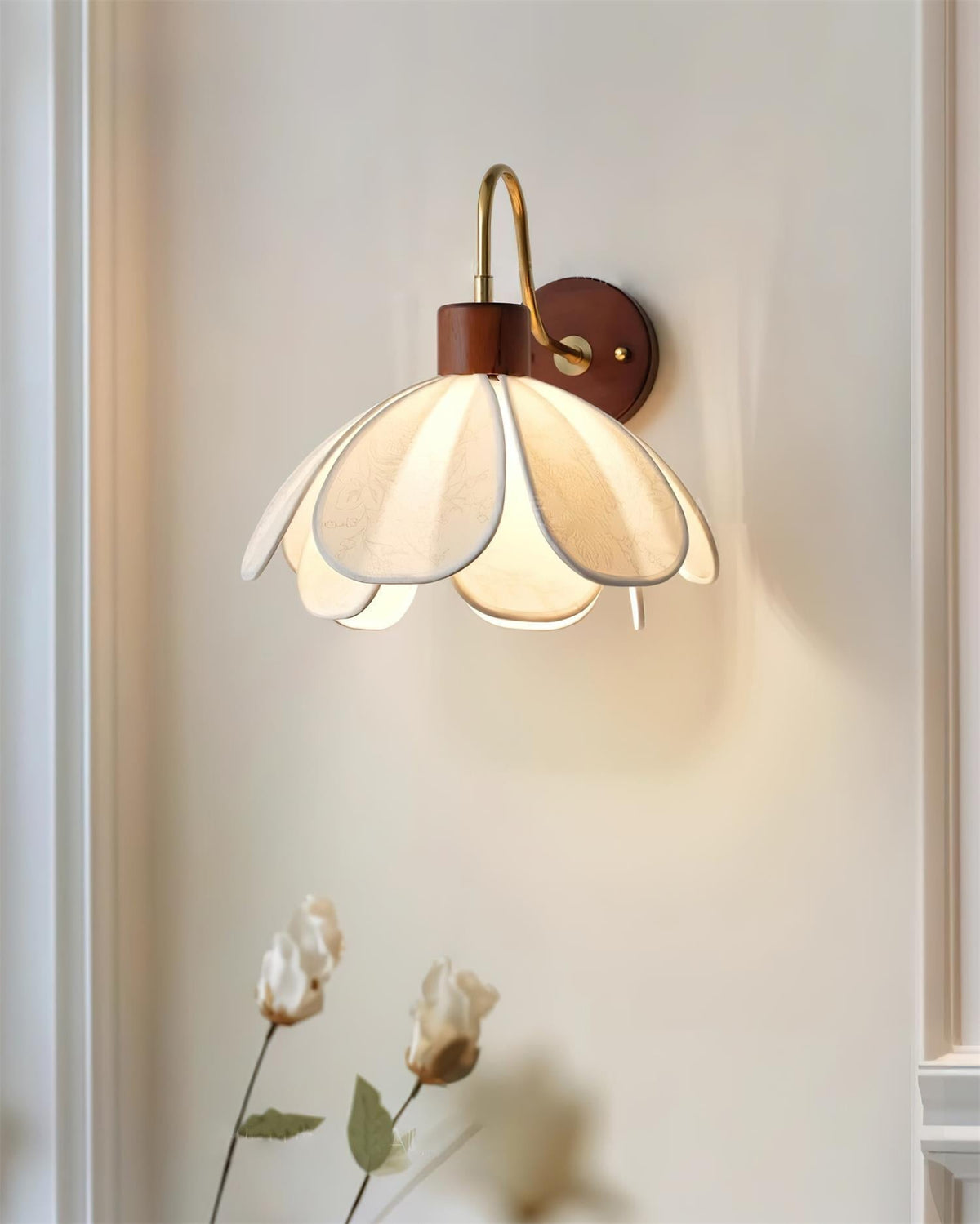 Florayne Vintage Floral Glass Wall Lamp - Letslighting