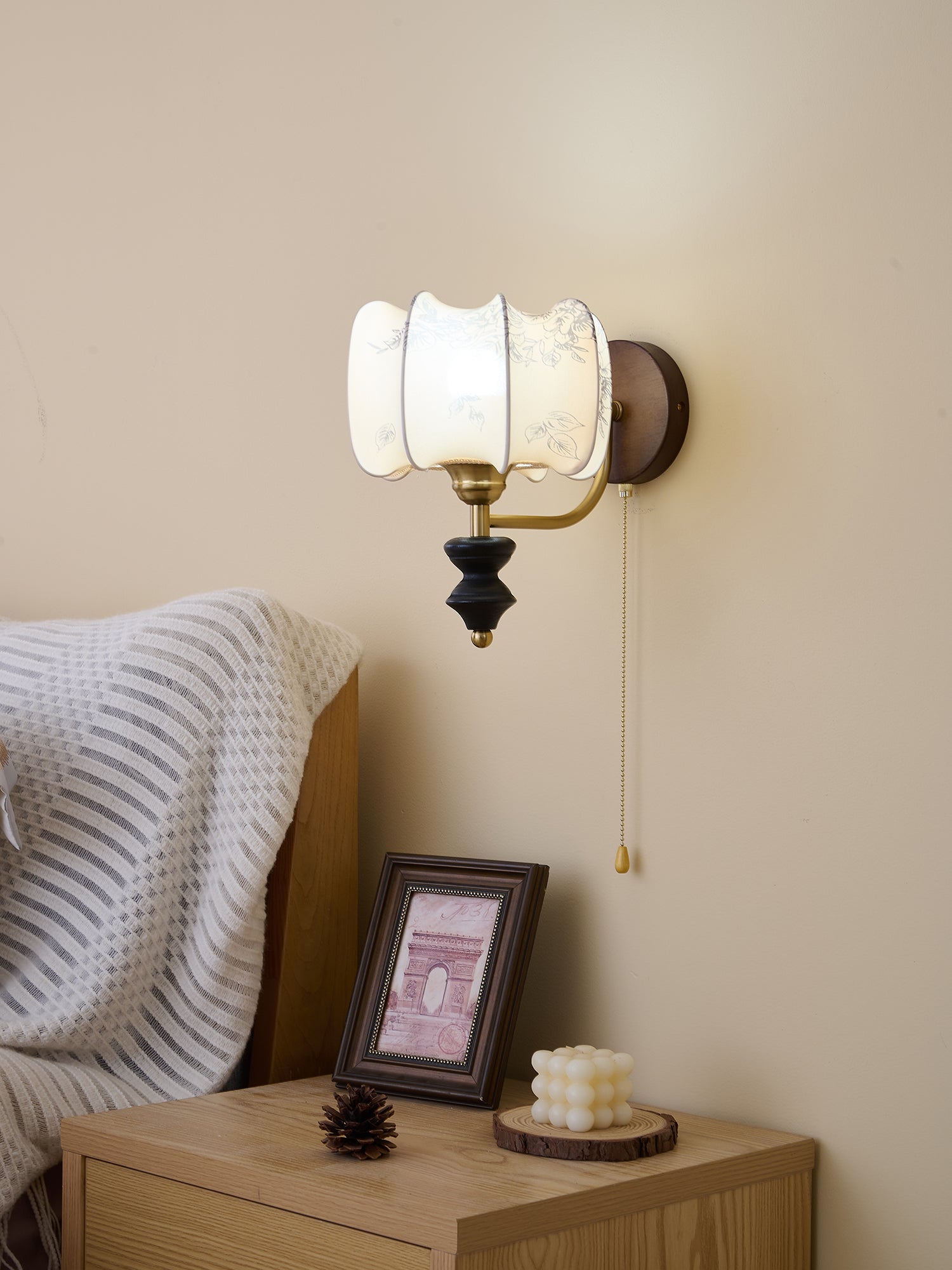 Clarendon Wall Lamp - Blowlighting