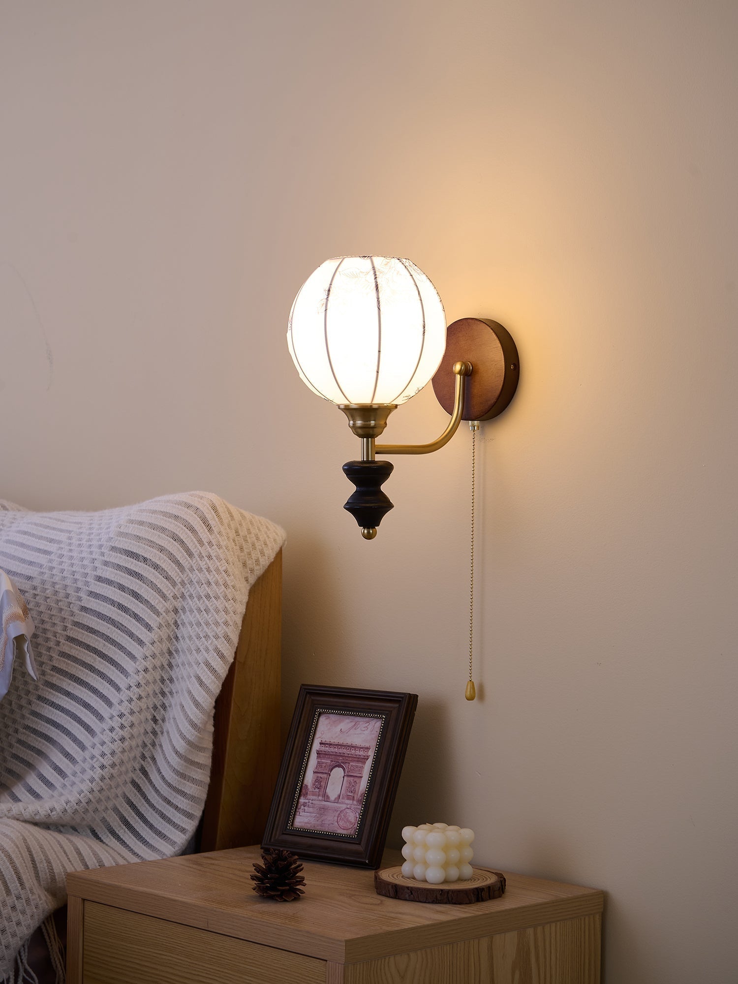 Clarendon Wall Lamp - Blowlighting