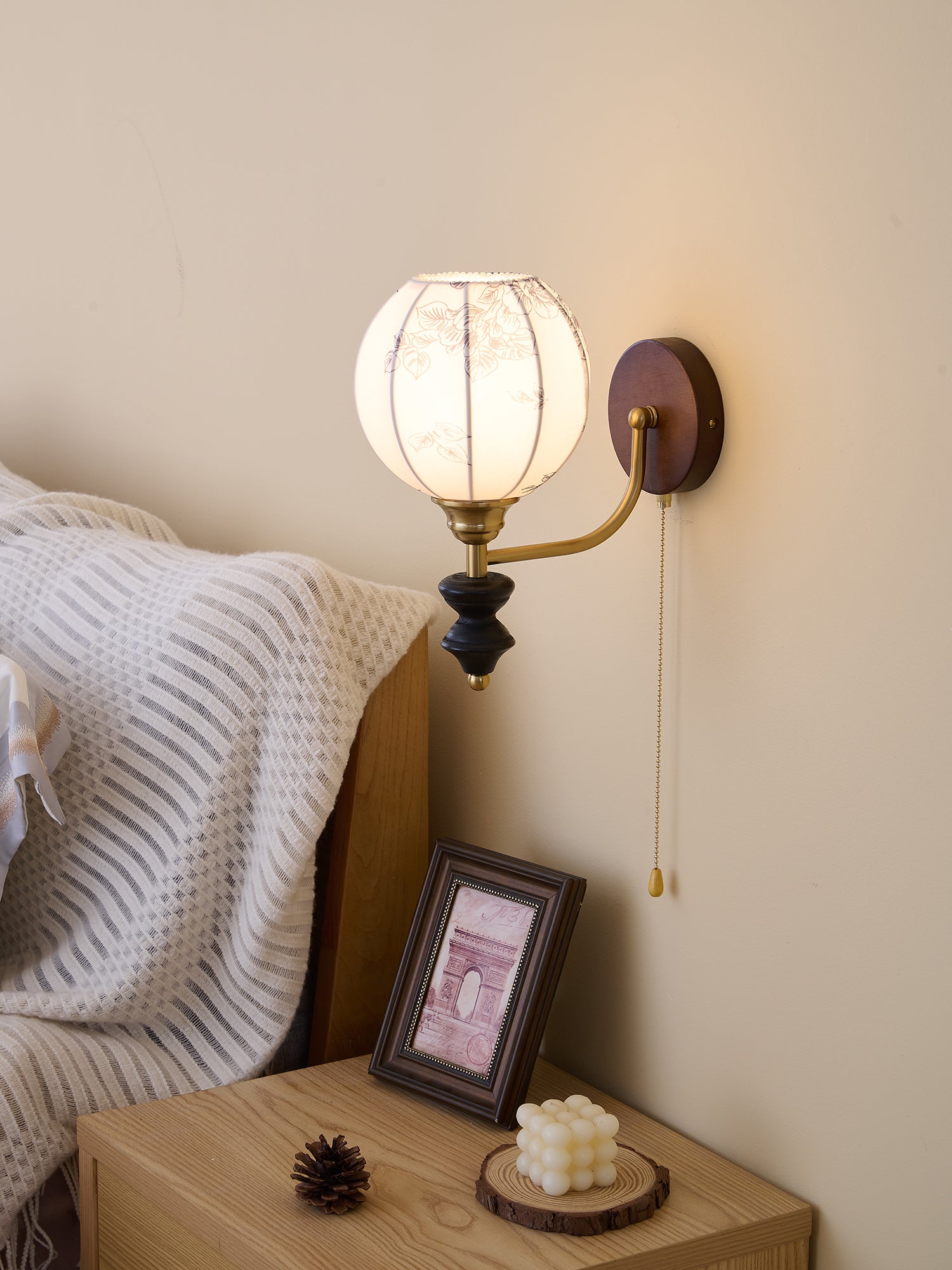 Clarendon Wall Lamp - Blowlighting