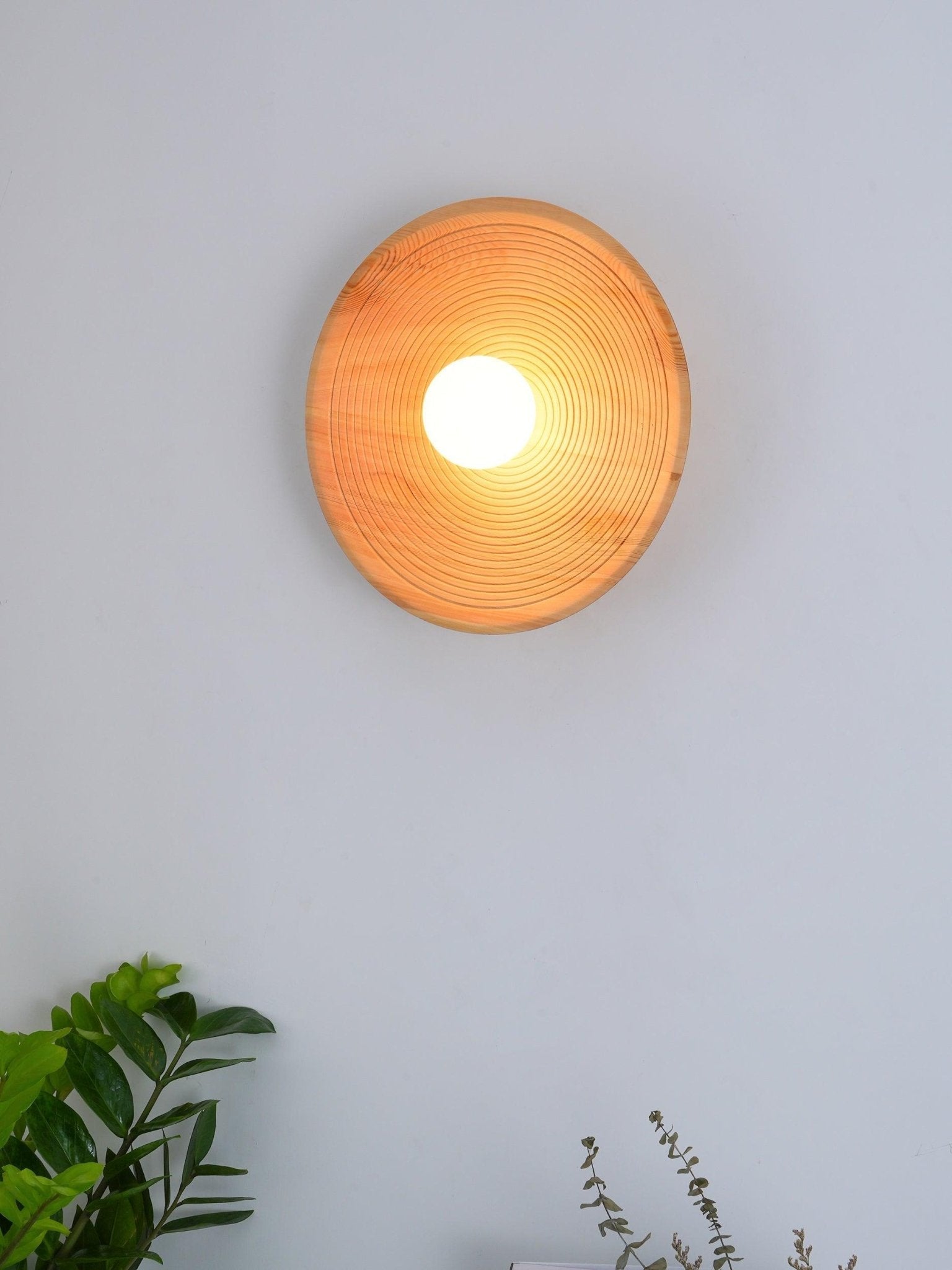 Lumina Contour Wooden Sconce - Blowlighting