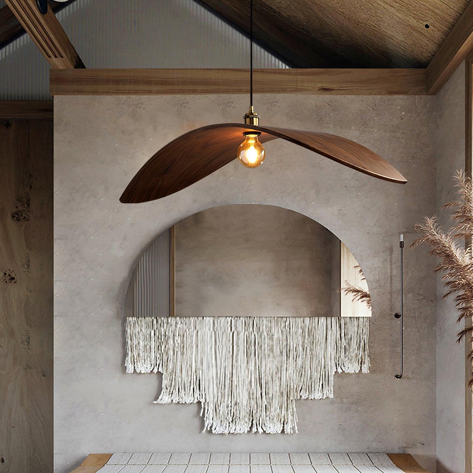 Curve Wooden Pendant Lamp - Blowlighting