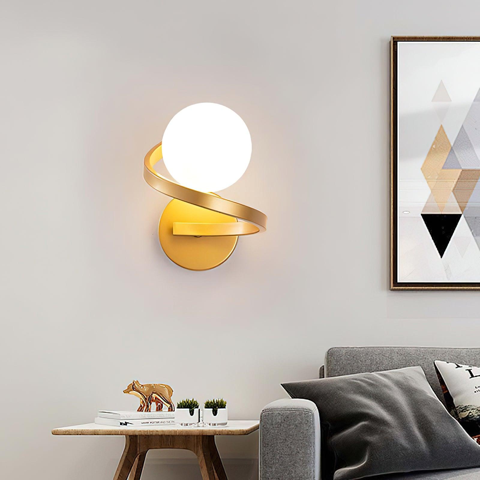 Curved Brass Wall Lamp - Blowlighting