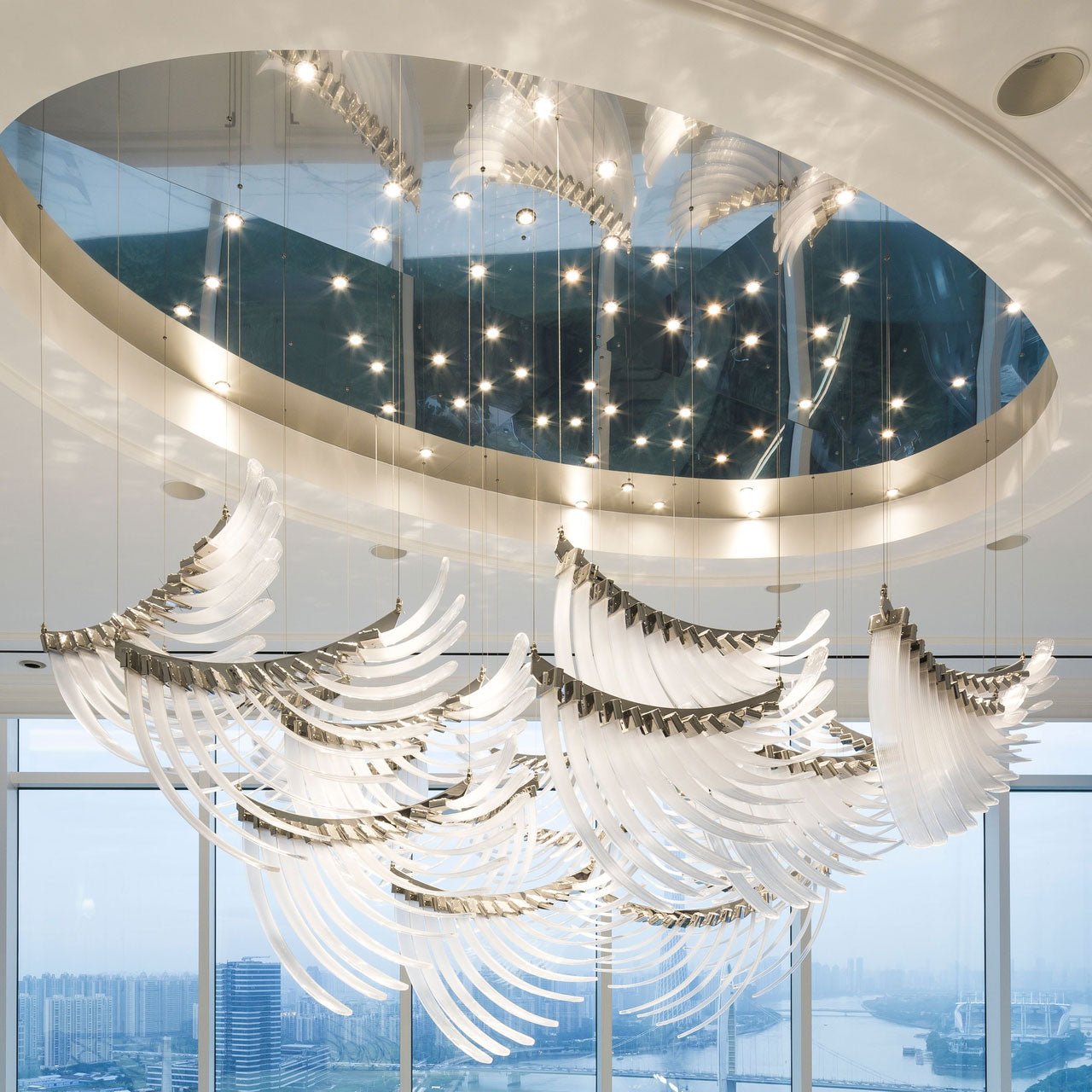 Eurrinia Glass Wing Cluster Chandelier - Blowlighting