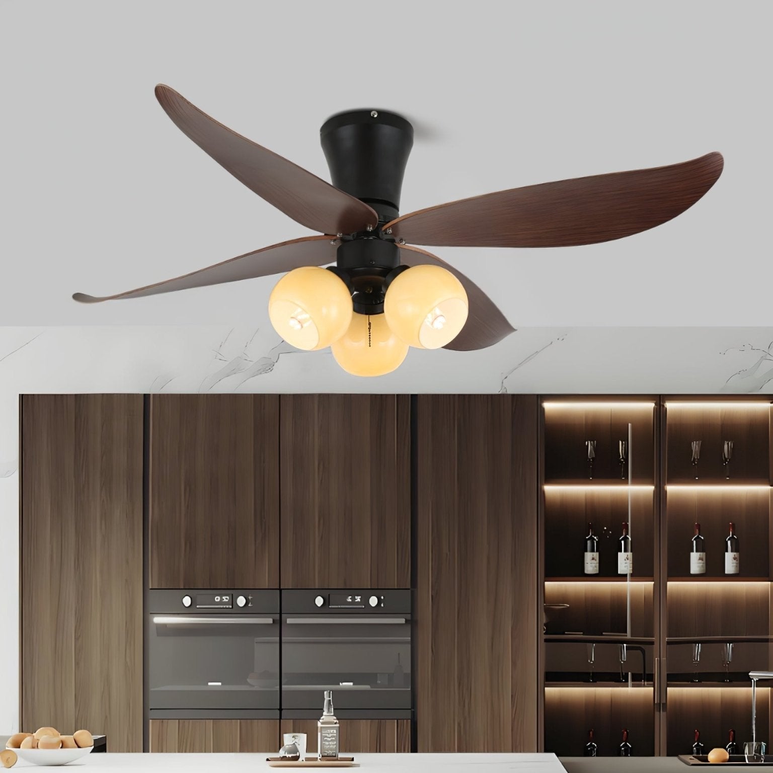 Ventilatore da soffitto Lunair vintage in un ambiente soggiorno
