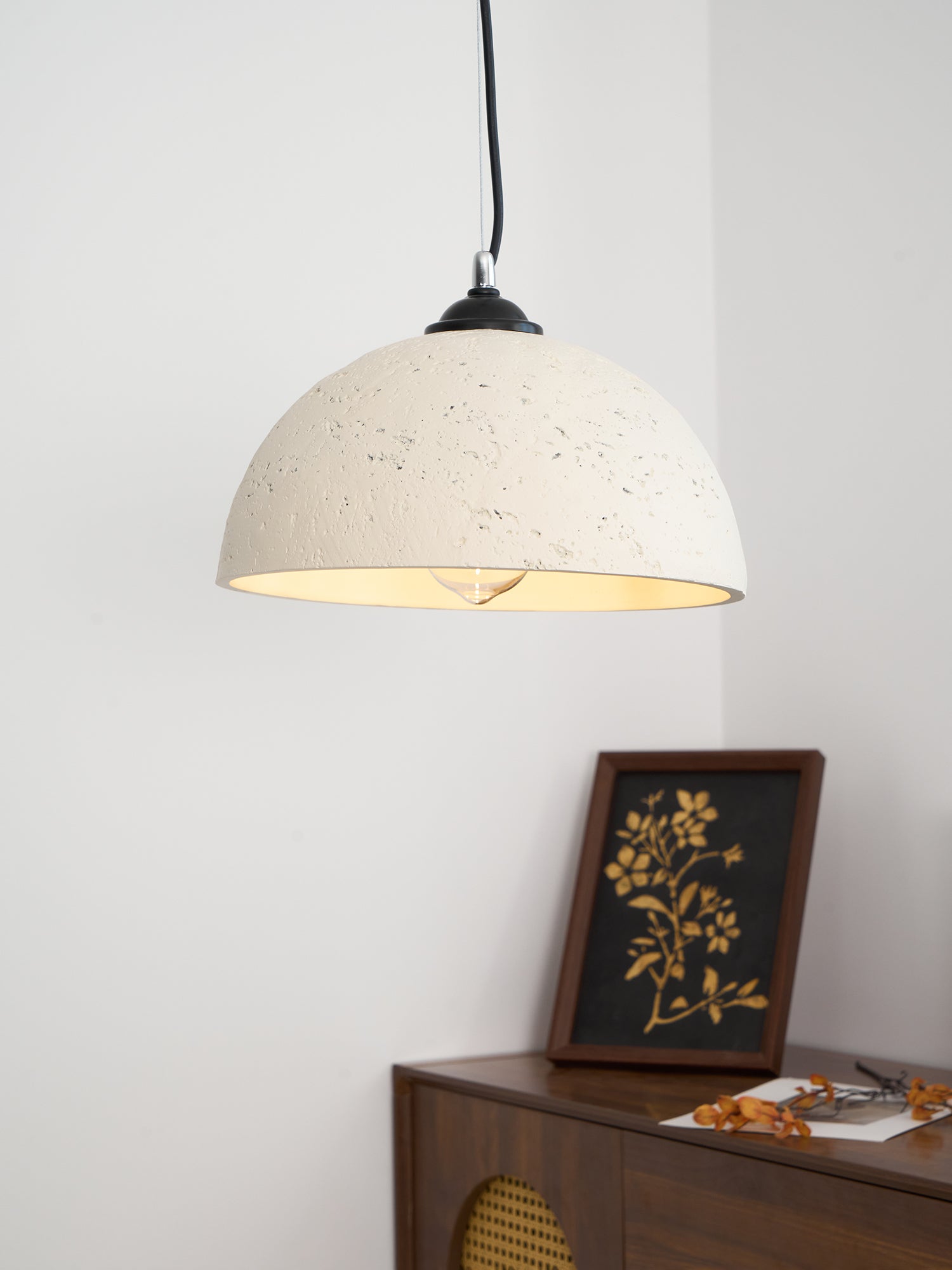 Dome Morphe Pendant Light - Blowlighting