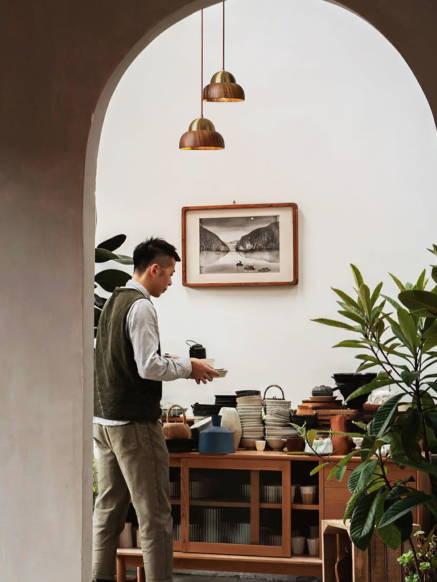 Edmund Pendant Light - Blowlighting