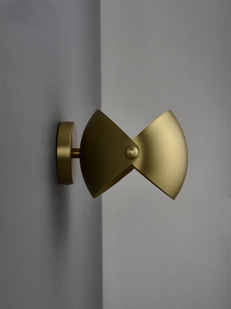 Eirene Wall Lamp - Blowlighting