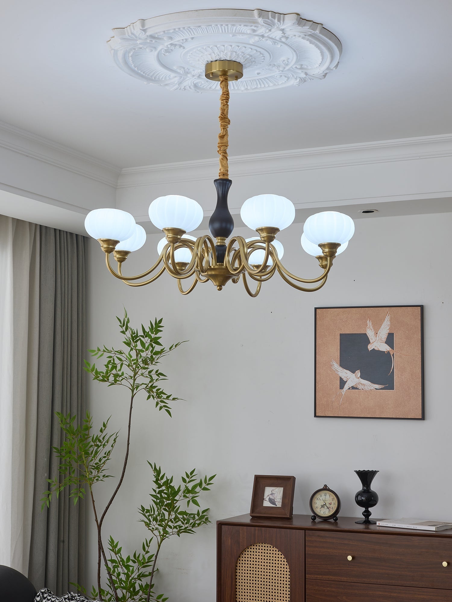 Elaris Chandelier - Blowlighting