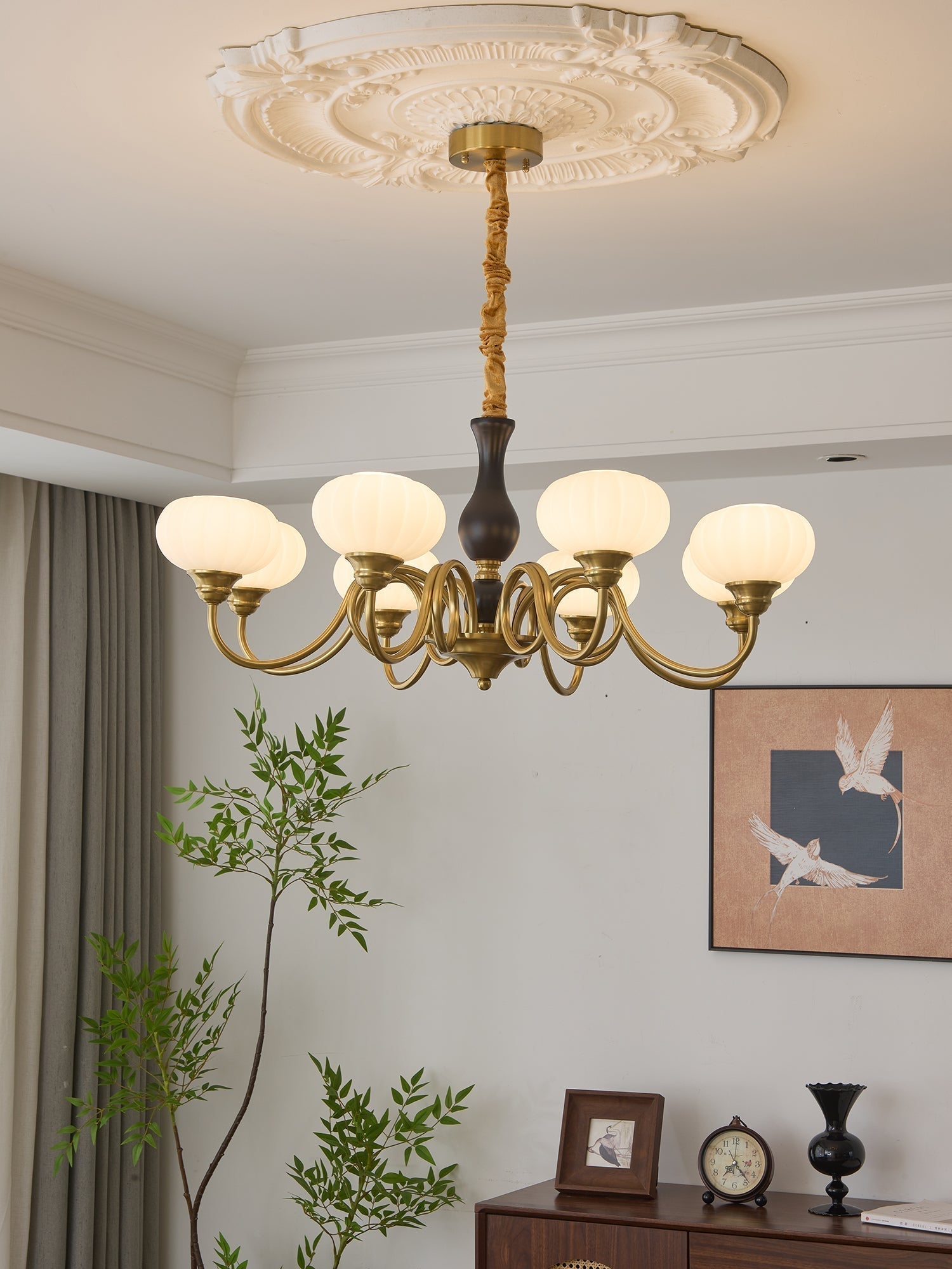 Elaris Chandelier - Blowlighting