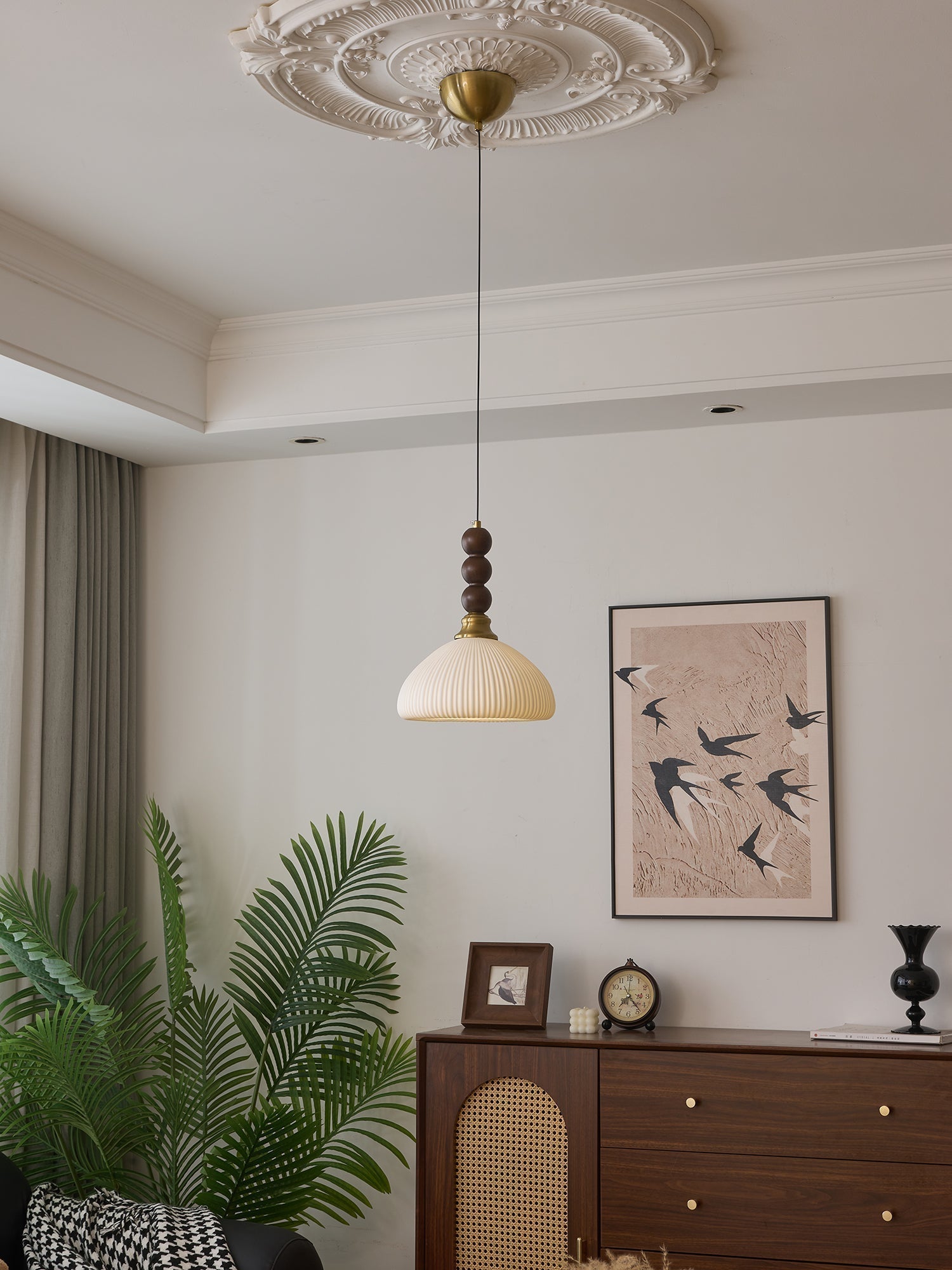 Eloria Pendant Light - Blowlighting