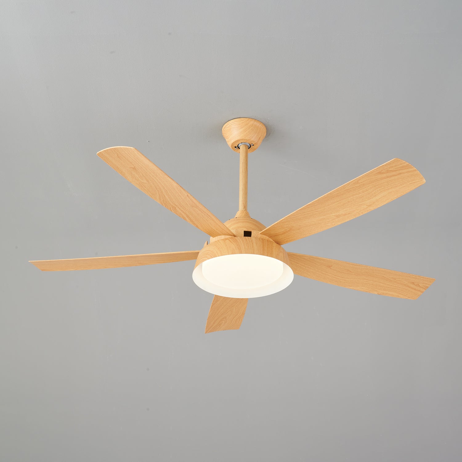 Ventilatore da soffitto Orvino con luce effetto legno, con luce accesa e ventola spenta