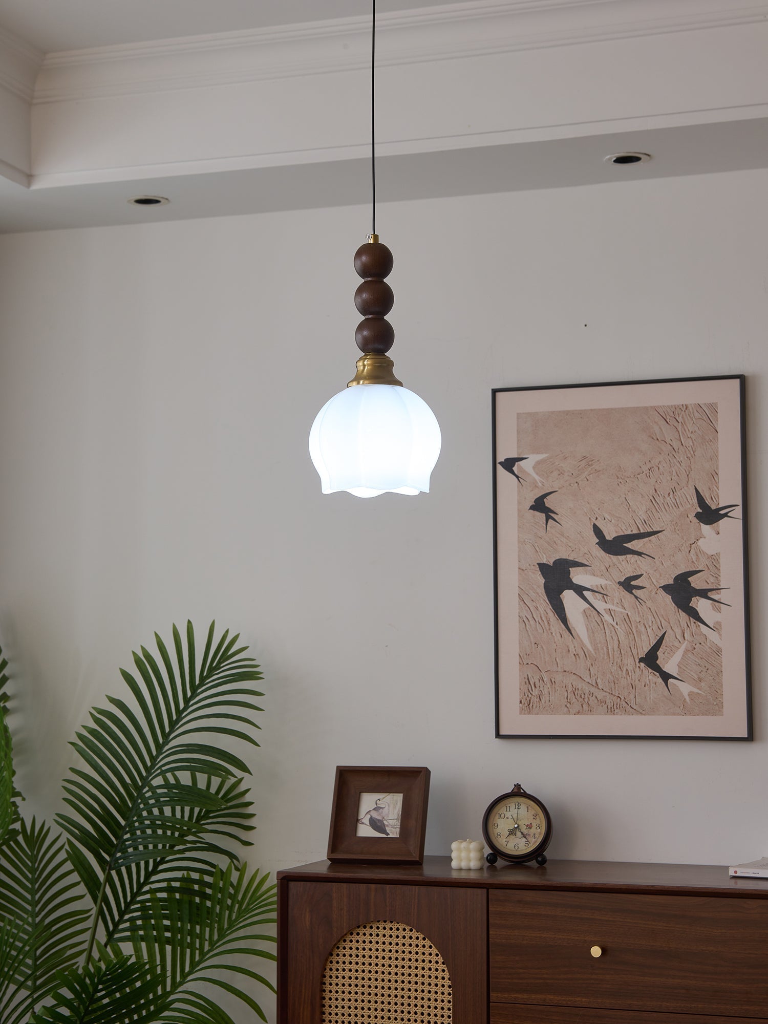 Evandra Pendant Light - Blowlighting