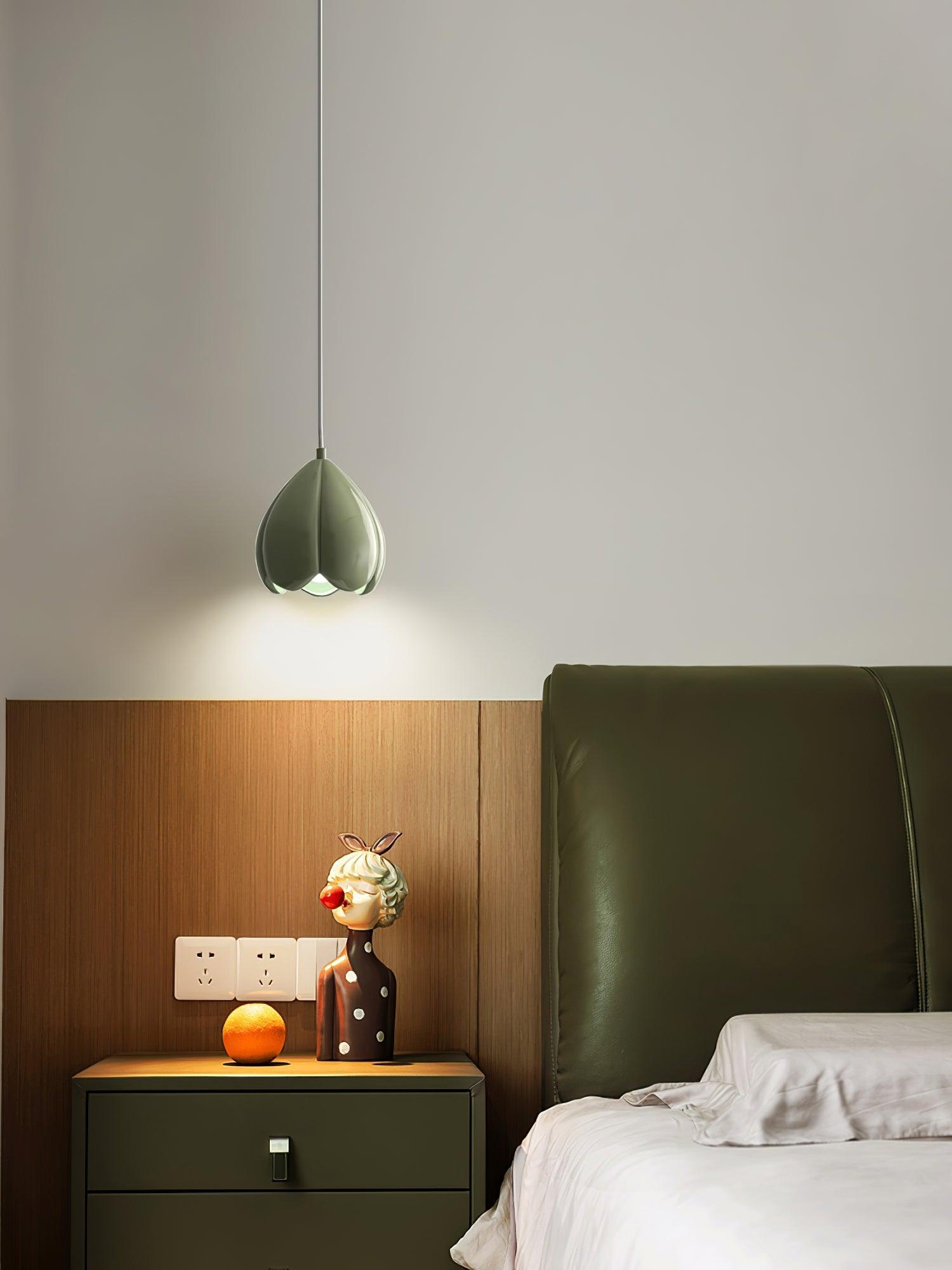 Flower Bud Pendant Lamp - Blowlighting