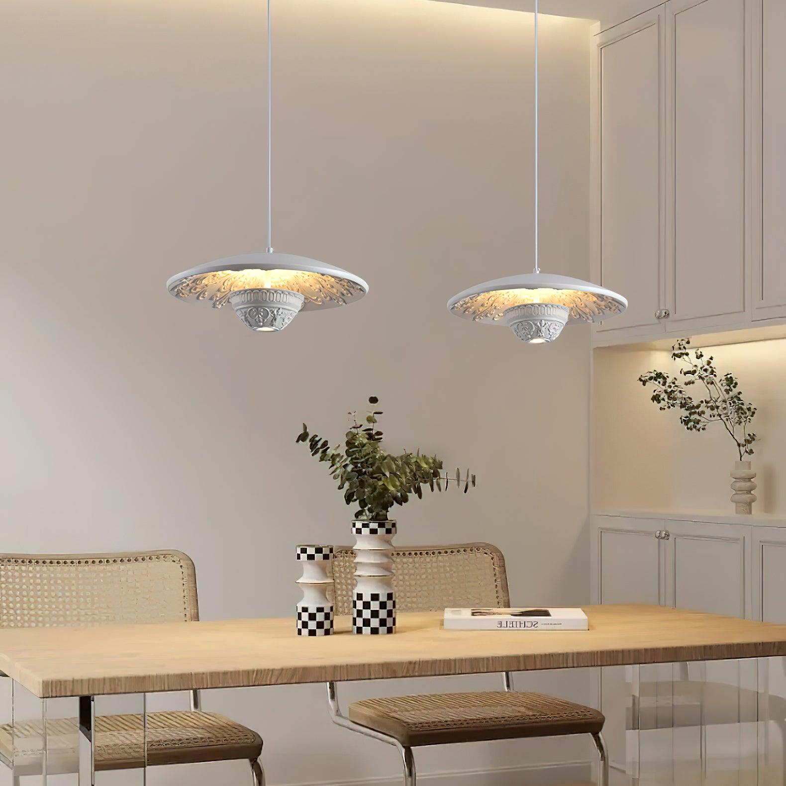 Flying Saucer Resin Pendant Lamp - Blowlighting