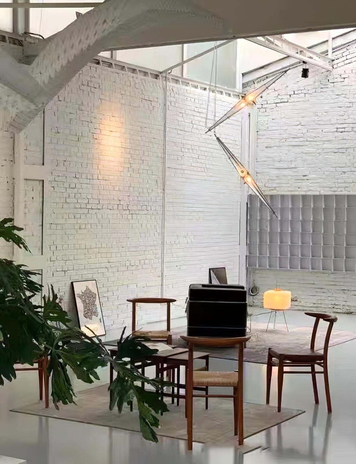 Adan Modern Minimalist Art Metal Pendant Lamp - Blowlighting