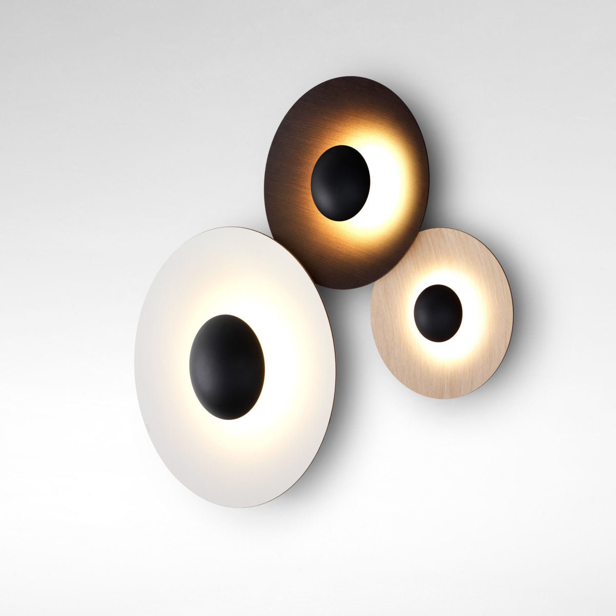 Ginger Modern Minimalist Round Metal Wall Lamp - Blowlighting