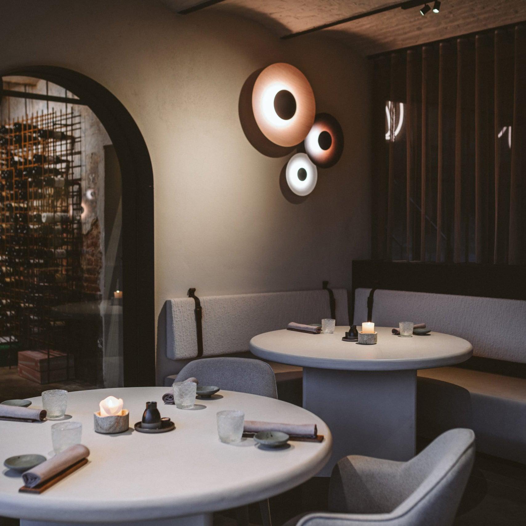 Simplicity Glow Wall Light - Blowlighting