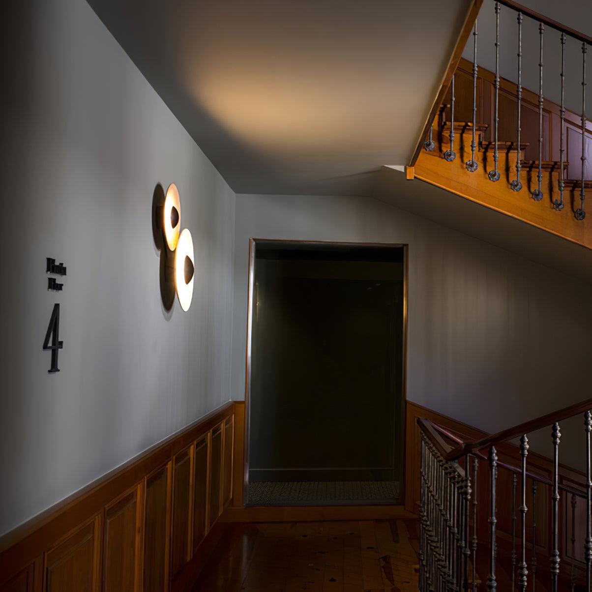 Simplicity Glow Wall Light - Blowlighting