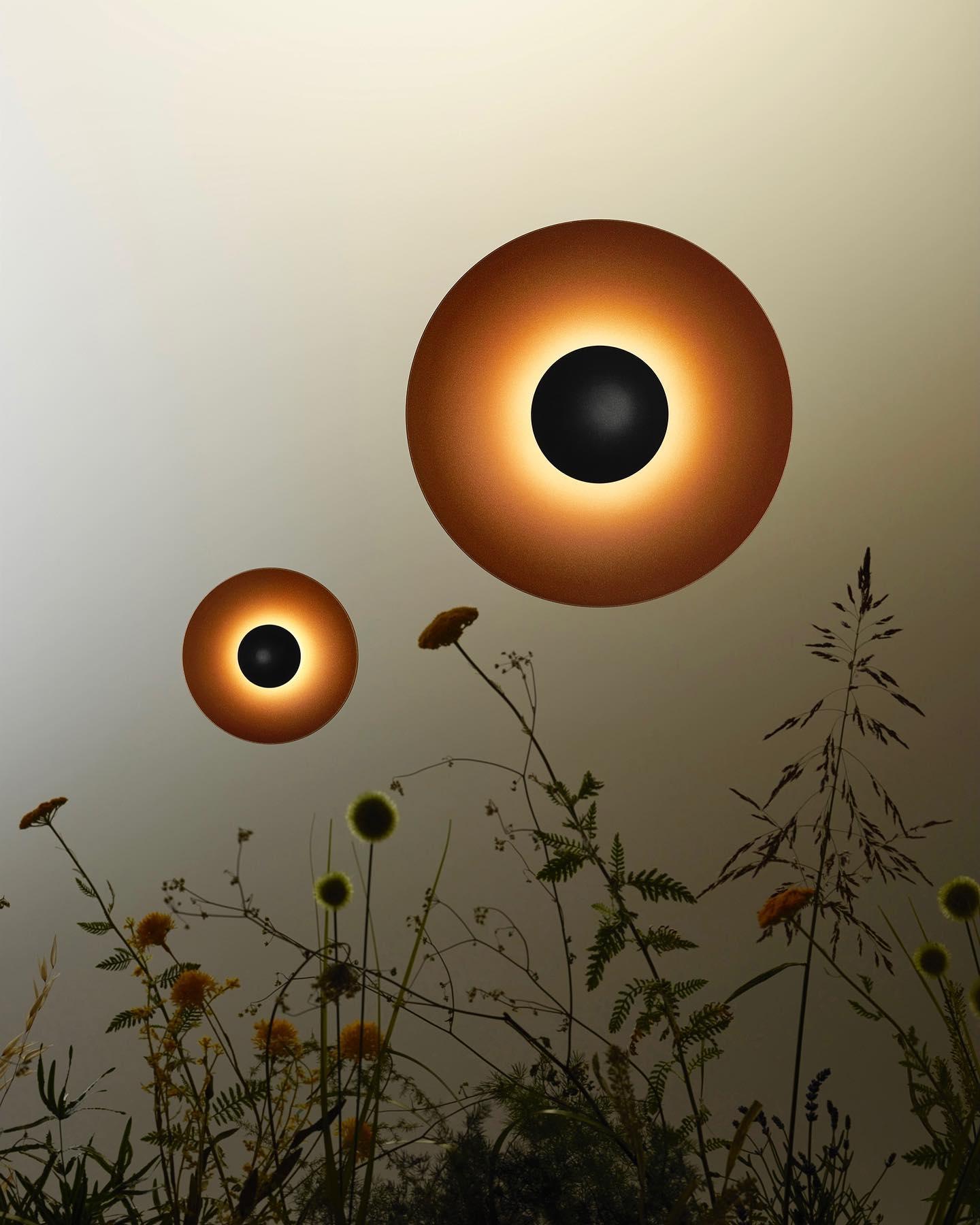 Simplicity Glow Wall Light - Blowlighting