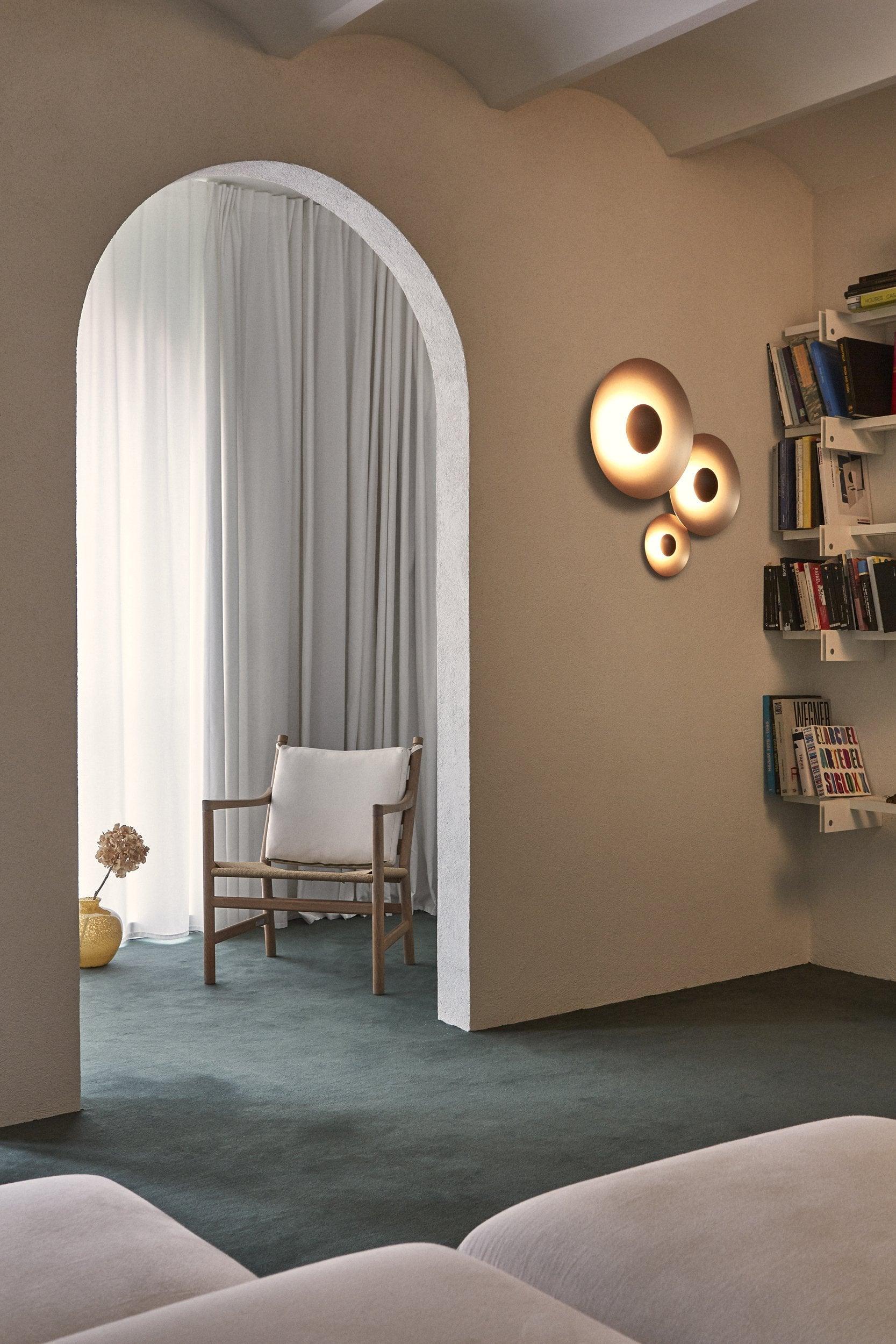 Simplicity Glow Wall Light - Blowlighting