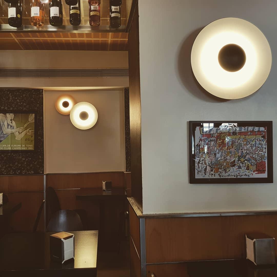 Simplicity Glow Wall Light - Blowlighting