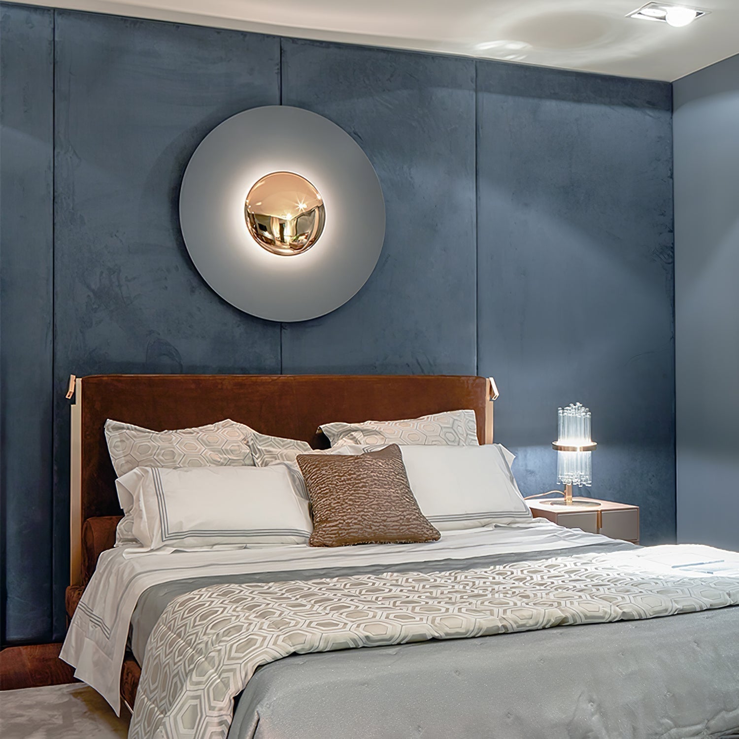 Simplicity Glow Wall Light - Blowlighting