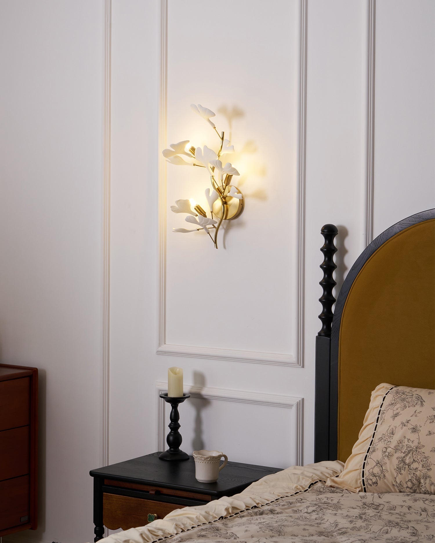 Wall Lamp Gingko Ceramic Petal Shades Gold Art Nouveau - Letslighting
