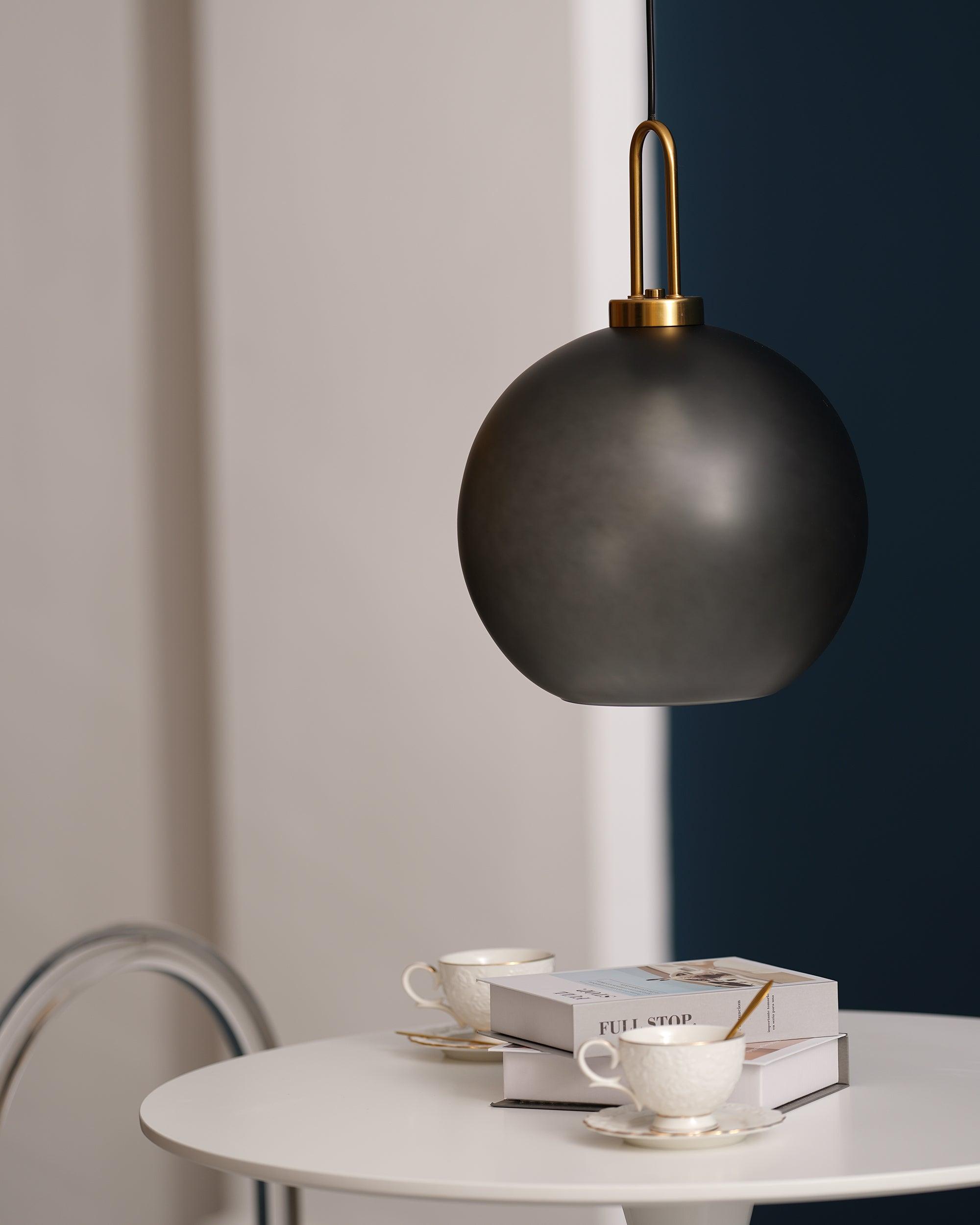 Pendulum Glass Pendant Lamp - Blowlighting
