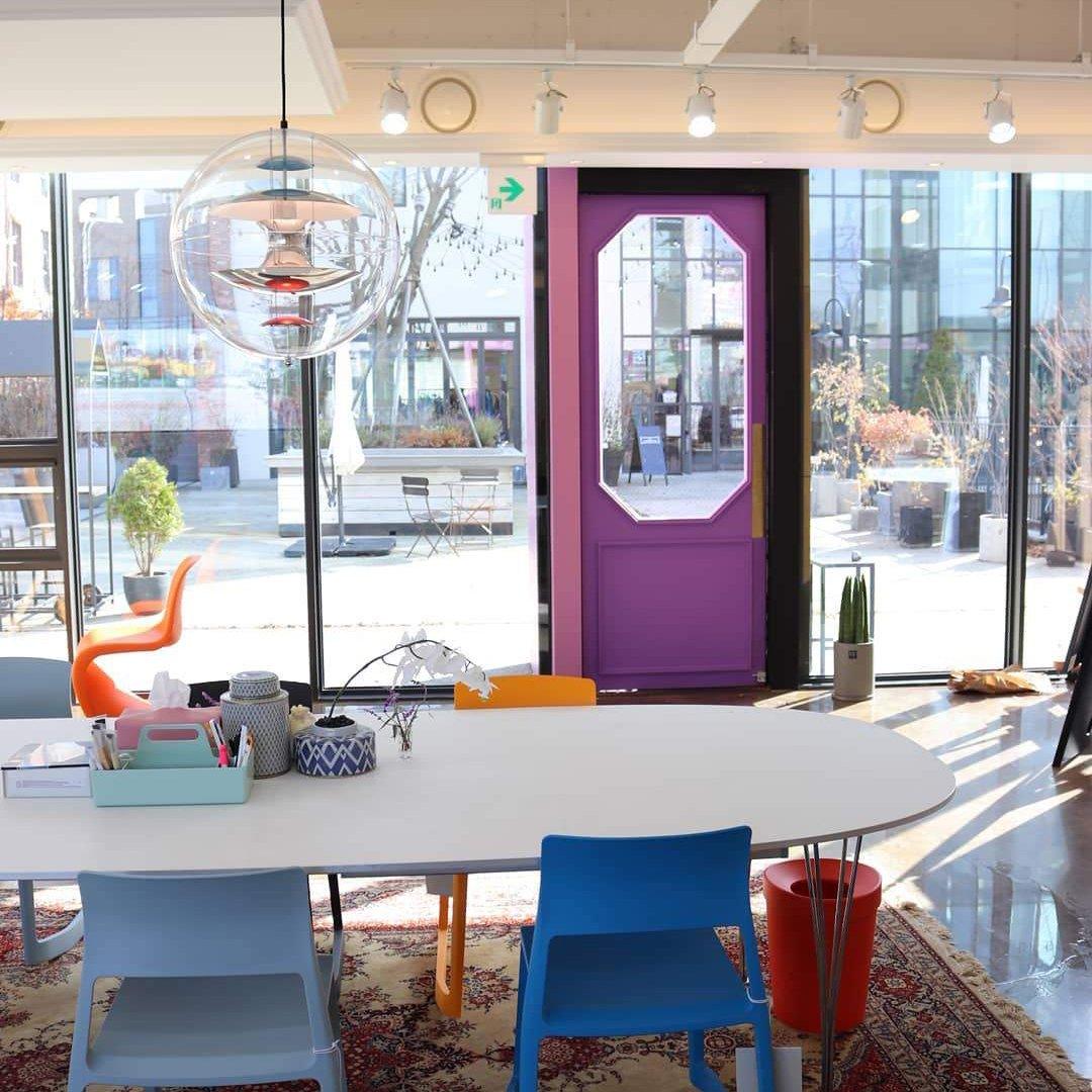 Orlaeen Individual Creativity Globe Metal Acrylic Pendant Lamp - Lamp Copper