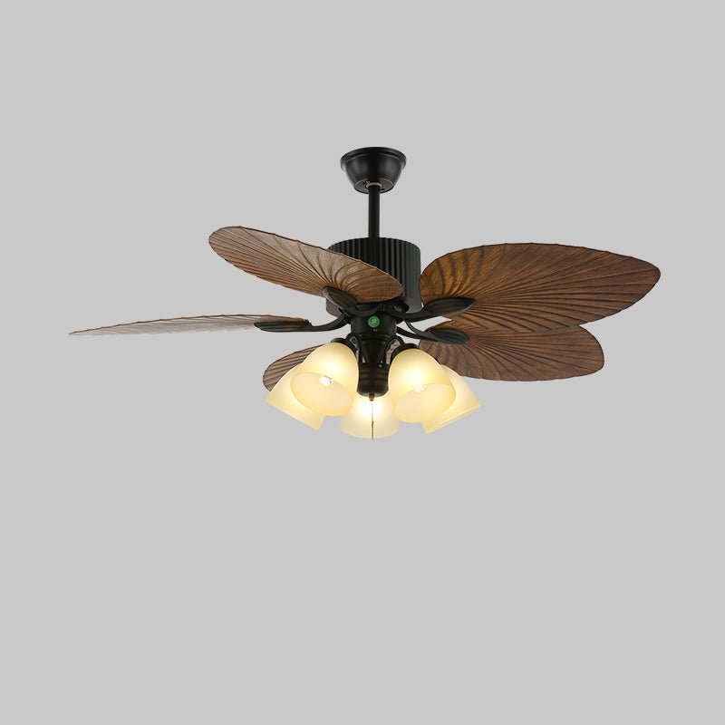Ventilatore da soffitto Virel Tropicale in legno con luce, in un ambiente interno