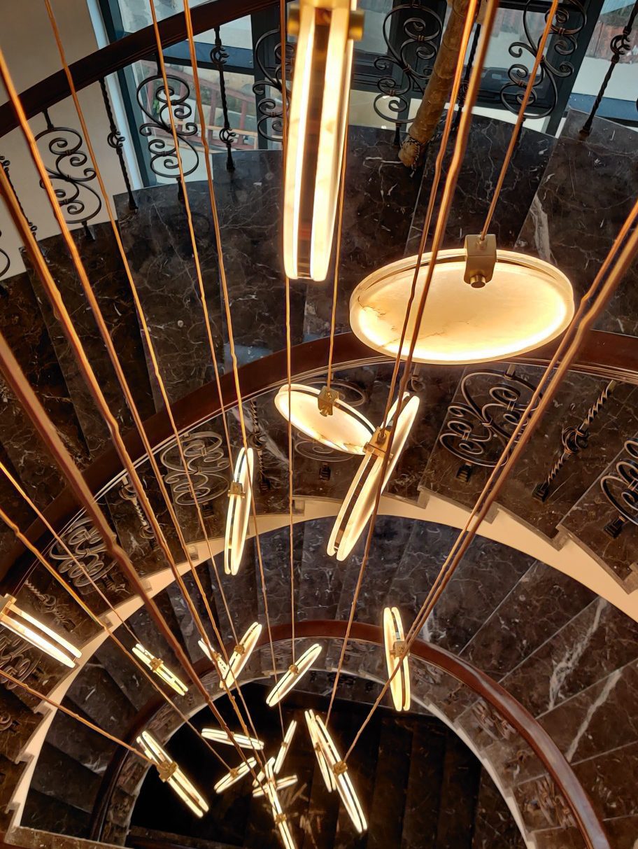 Codoros Alabaster Pendant Light - Neutralighting