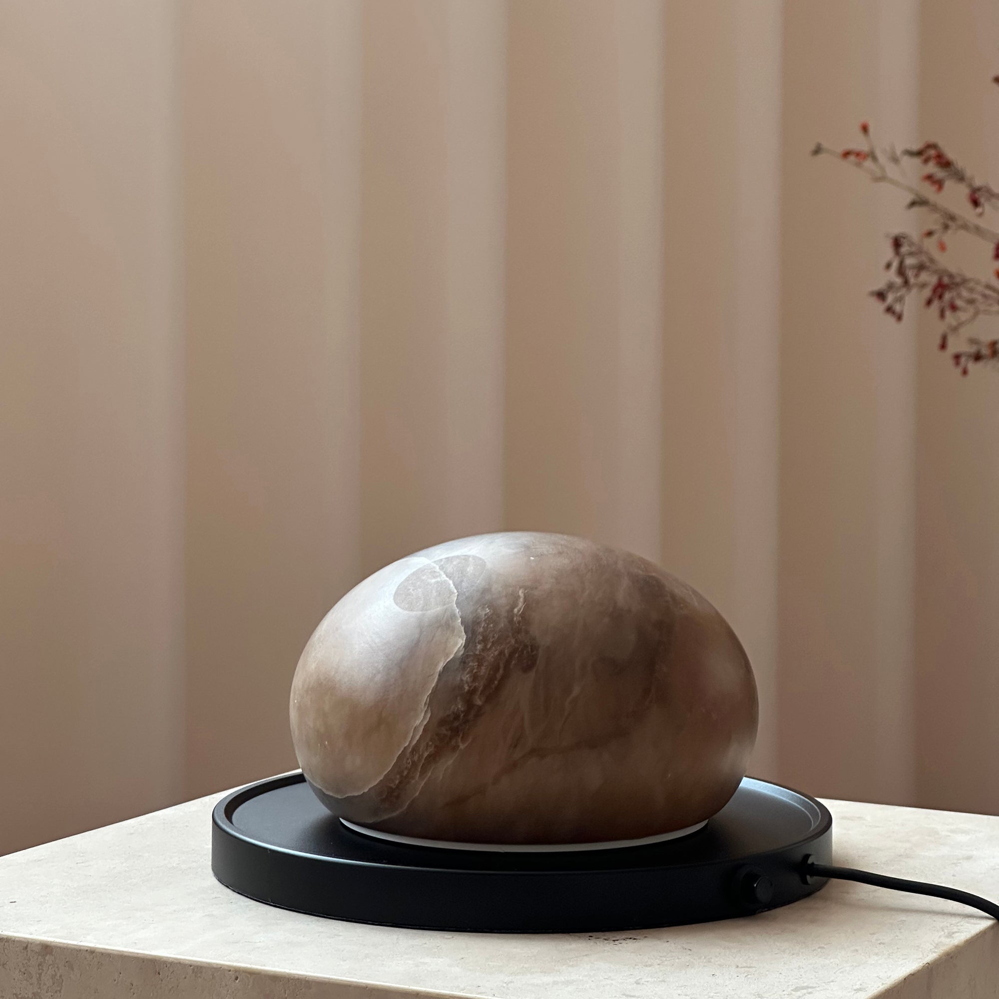 Bolita Alabaster Table Lamp - Lamp Copper
