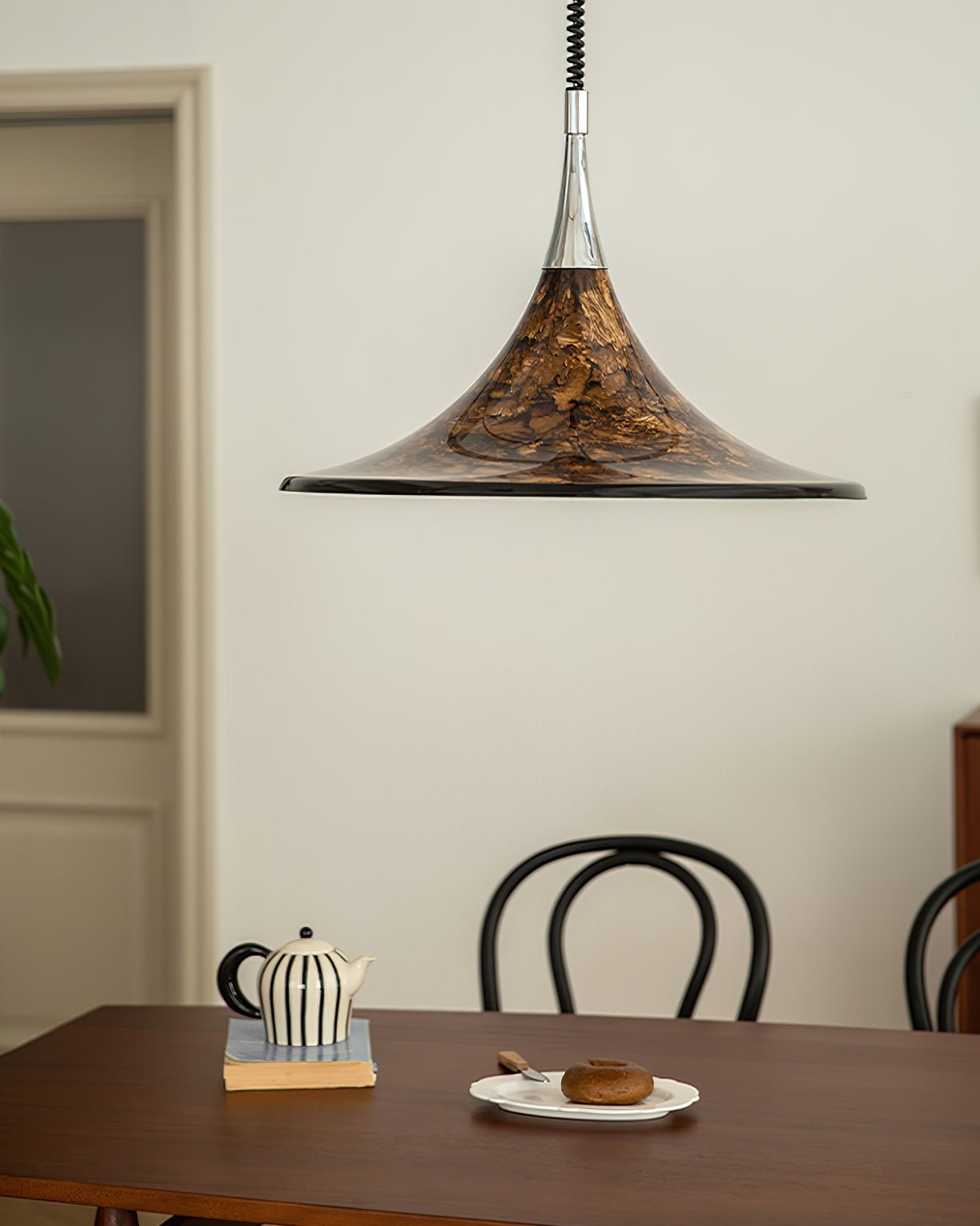 Horn of Light Pendant Lamp - Blowlighting