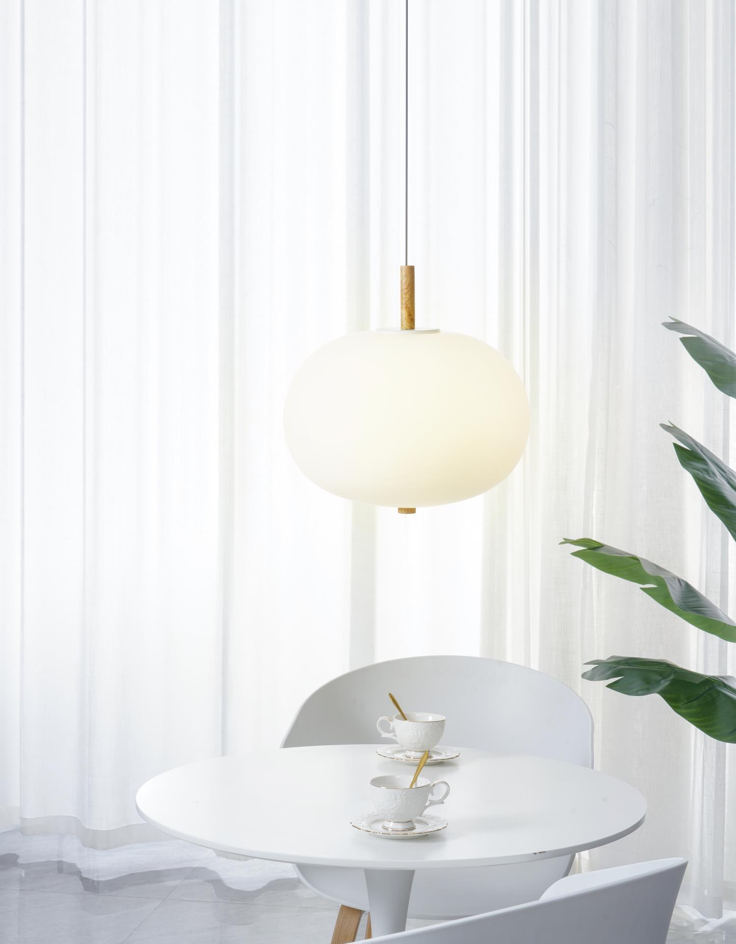 Ilargi Pendant Light - Blowlighting