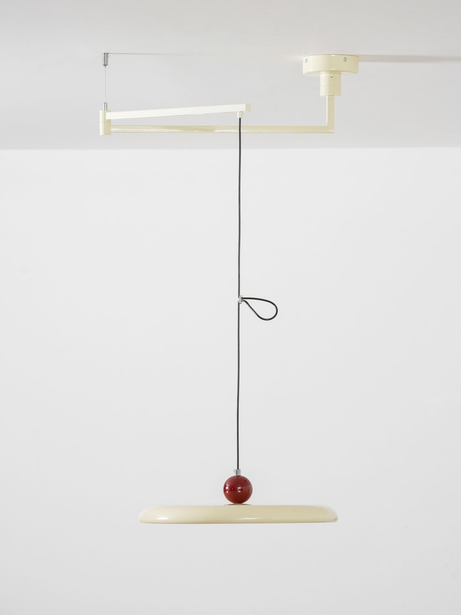 Lola Swing Pendant Lamp - Blowlighting