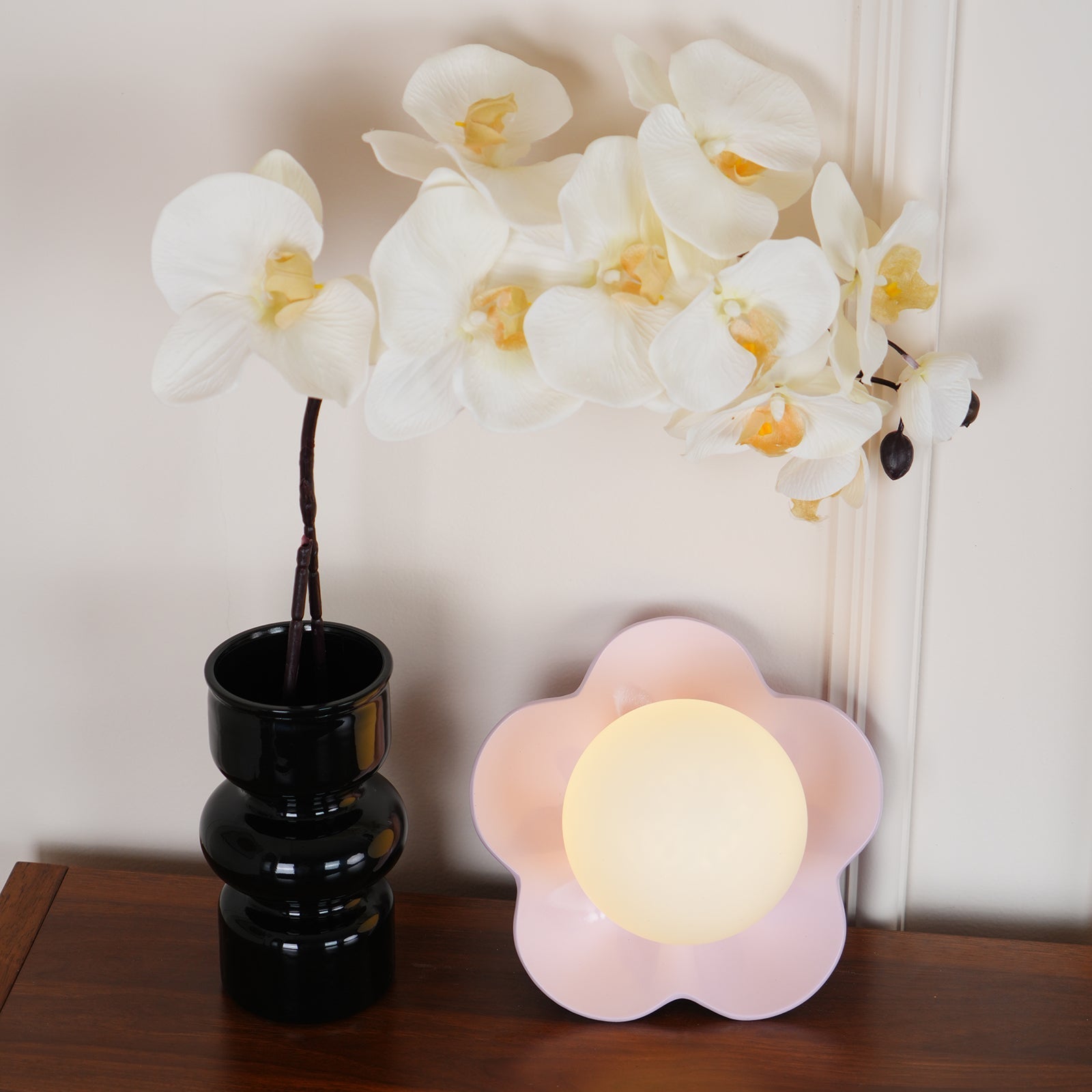 Petalia Wall Lamp - Letslighting