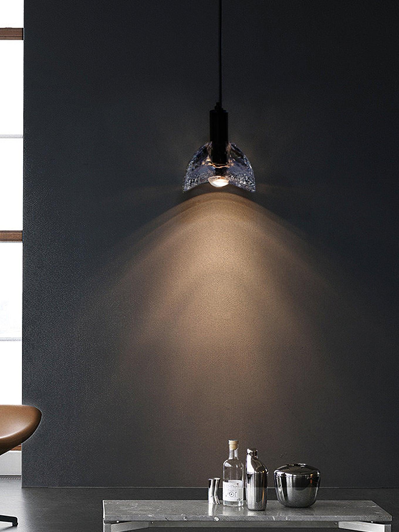 Latham Glass Pendant Lamp - Blowlighting